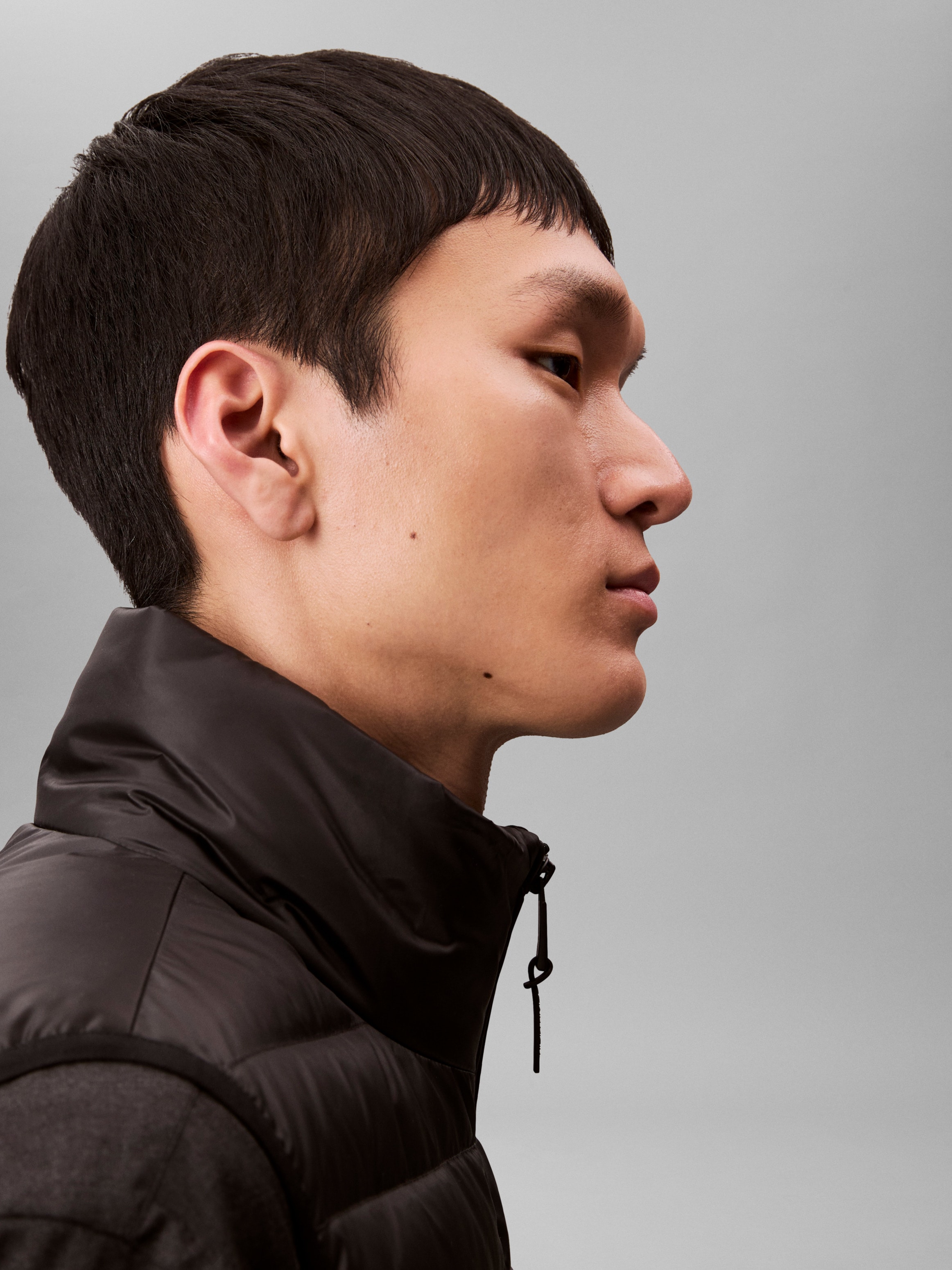 Calvin Klein Steppweste »SLVLSS LT WT NYLON PUFFER VEST« Mit Rundhalsausschnitt