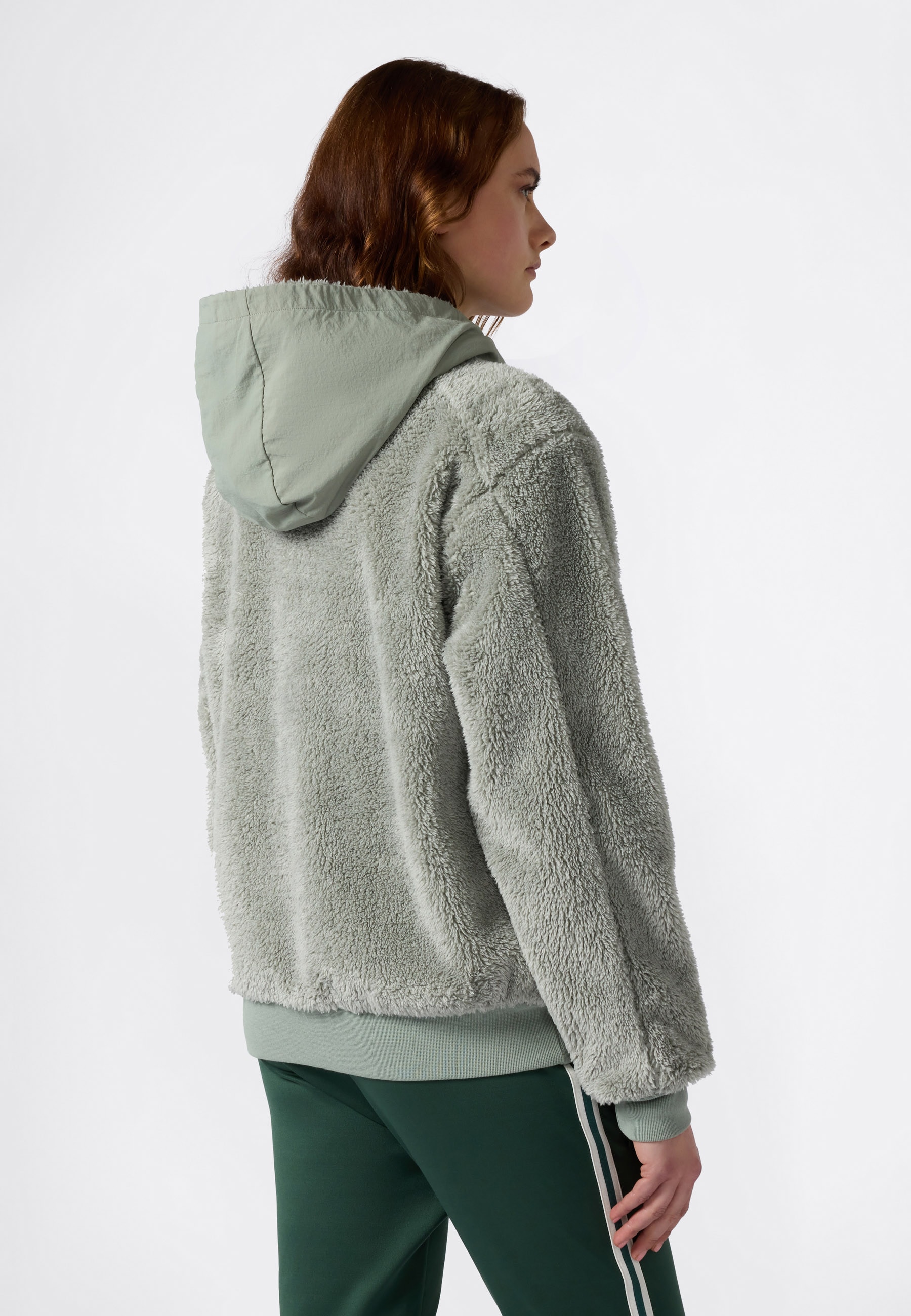 Champion Fleecejacke »Polar Full Zip Hoodie« 1 Stk. tlg. leichtes Gewicht, aus Polyester und Baumwolle, 1-teiliges Design