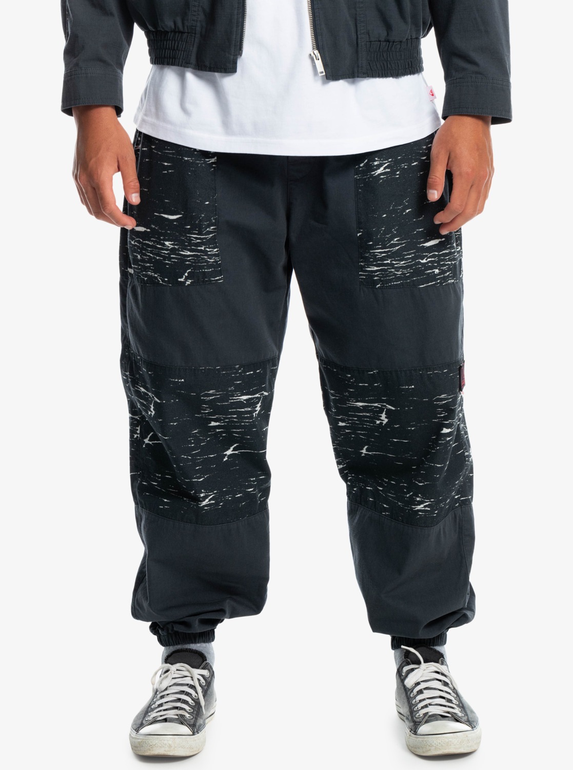 Quiksilver Jogger Pants »Quiksilver x Stranger Things Skull Rock«