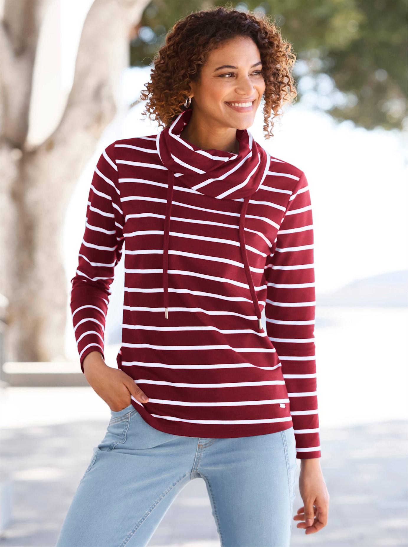 Casual Looks Sweatshirt
