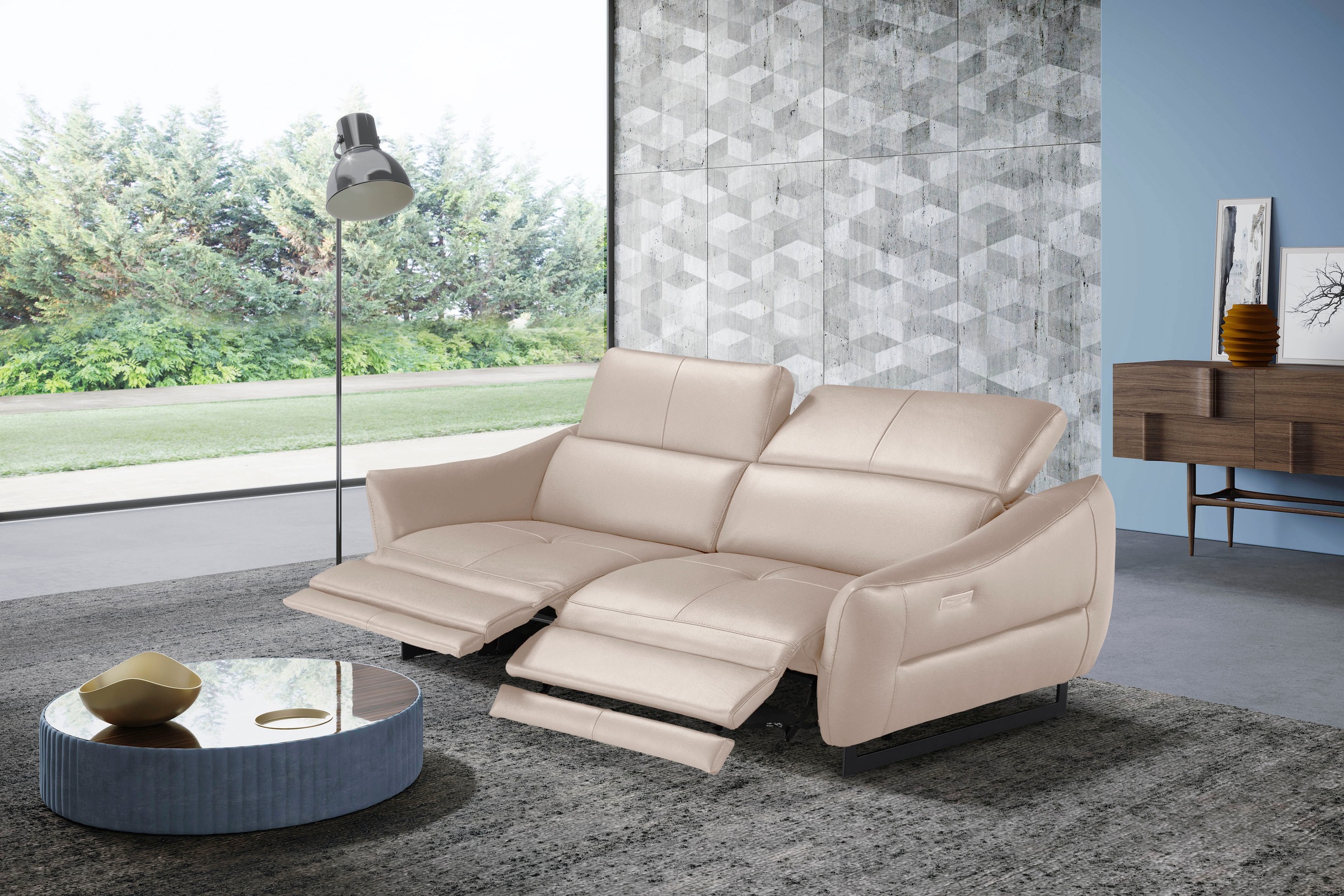 Egoitaliano 2,5-Sitzer »Dafne, elegantes Designsofa mit hohem Sitzkomfort«, mit und ohne elektrischer Relaxfunktion, Kopfteile manuell verstellbar
