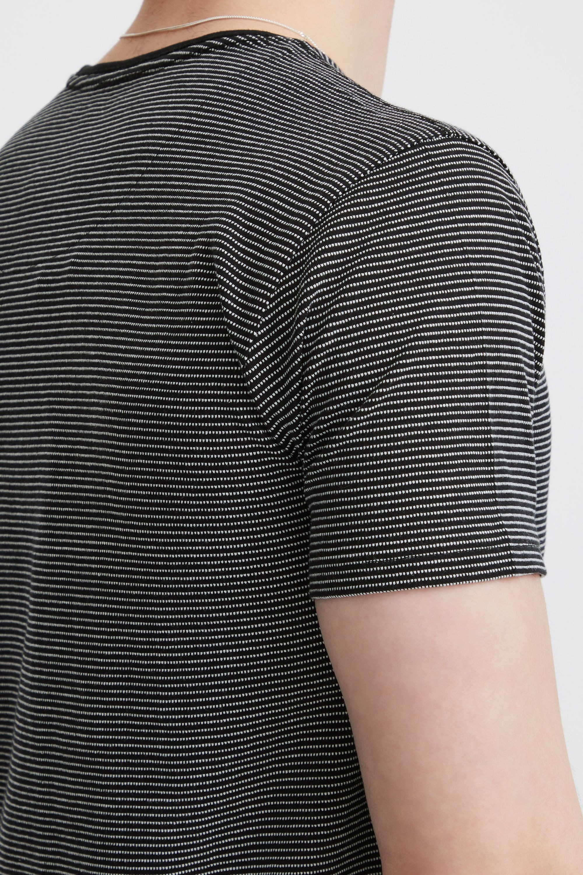 Indicode T-Shirt »T-Shirt IDLupko«