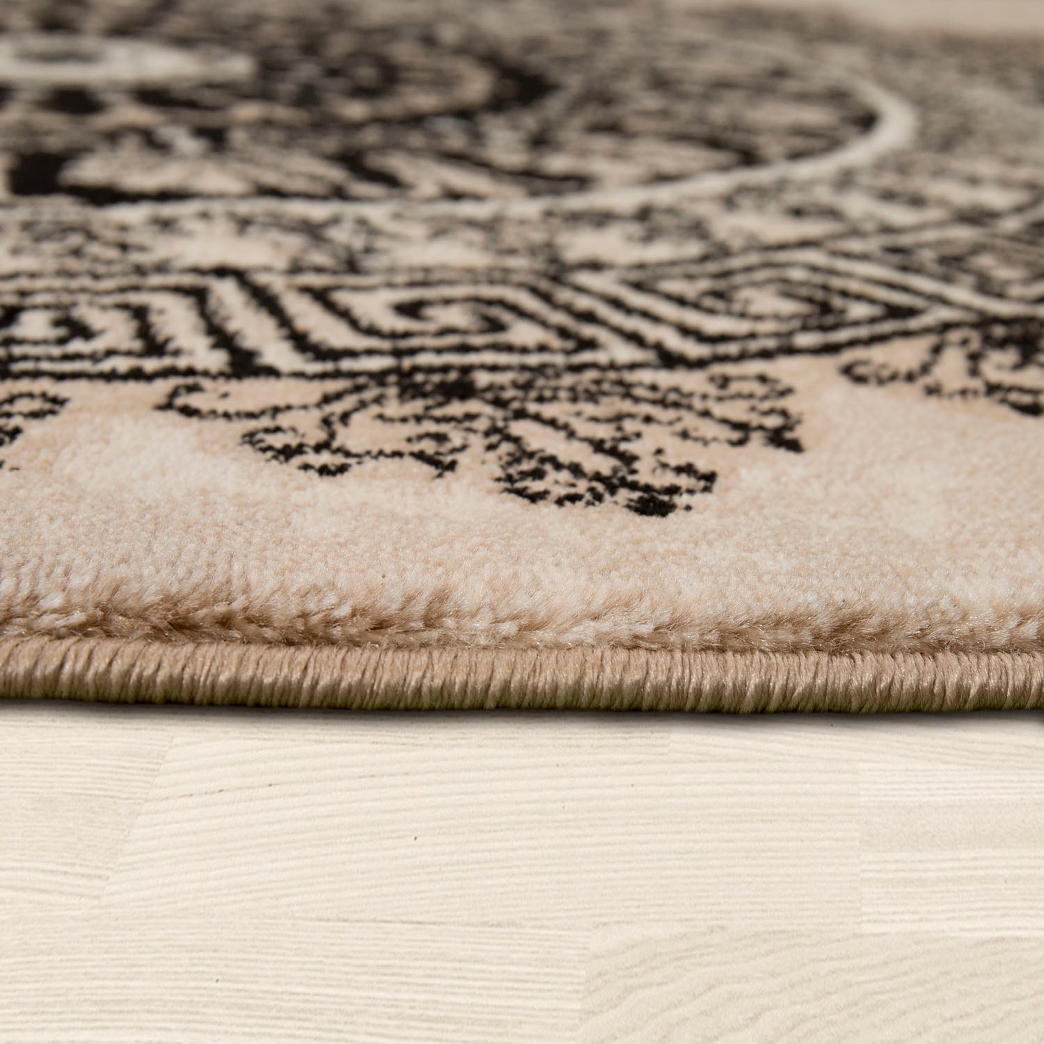 Paco Home Teppich »Tibesti 081«, rechteckig, 15 mm Höhe, Kurzflor, Mandala Muster in dezenten Farbtönen