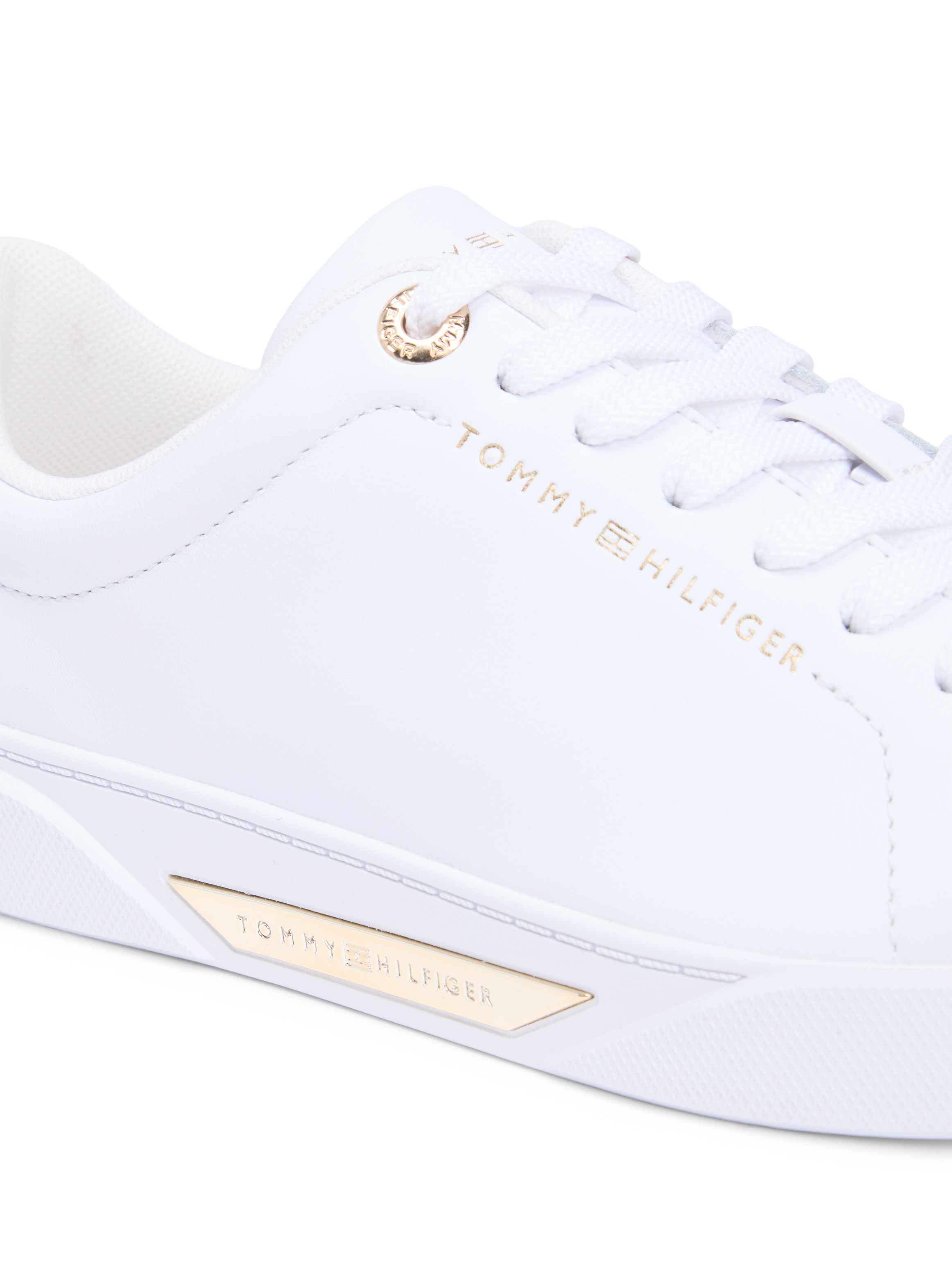 Tommy Hilfiger Plateausneaker »ESSENTIAL CHIC COURT SNEAKER«