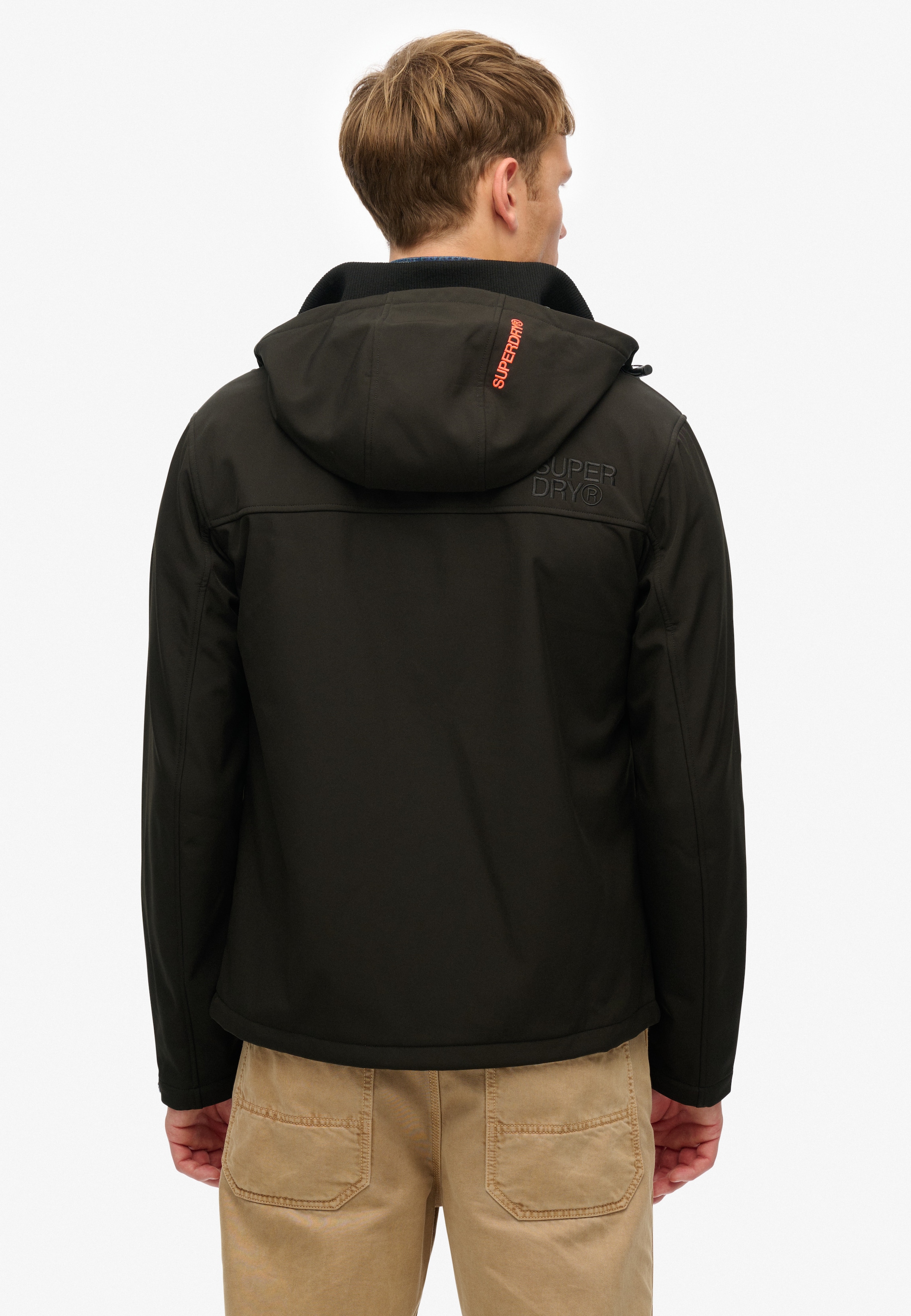 Superdry Outdoorjacke »HOODED SOFT SHELL TREKKER JKT«, mit Kapuze