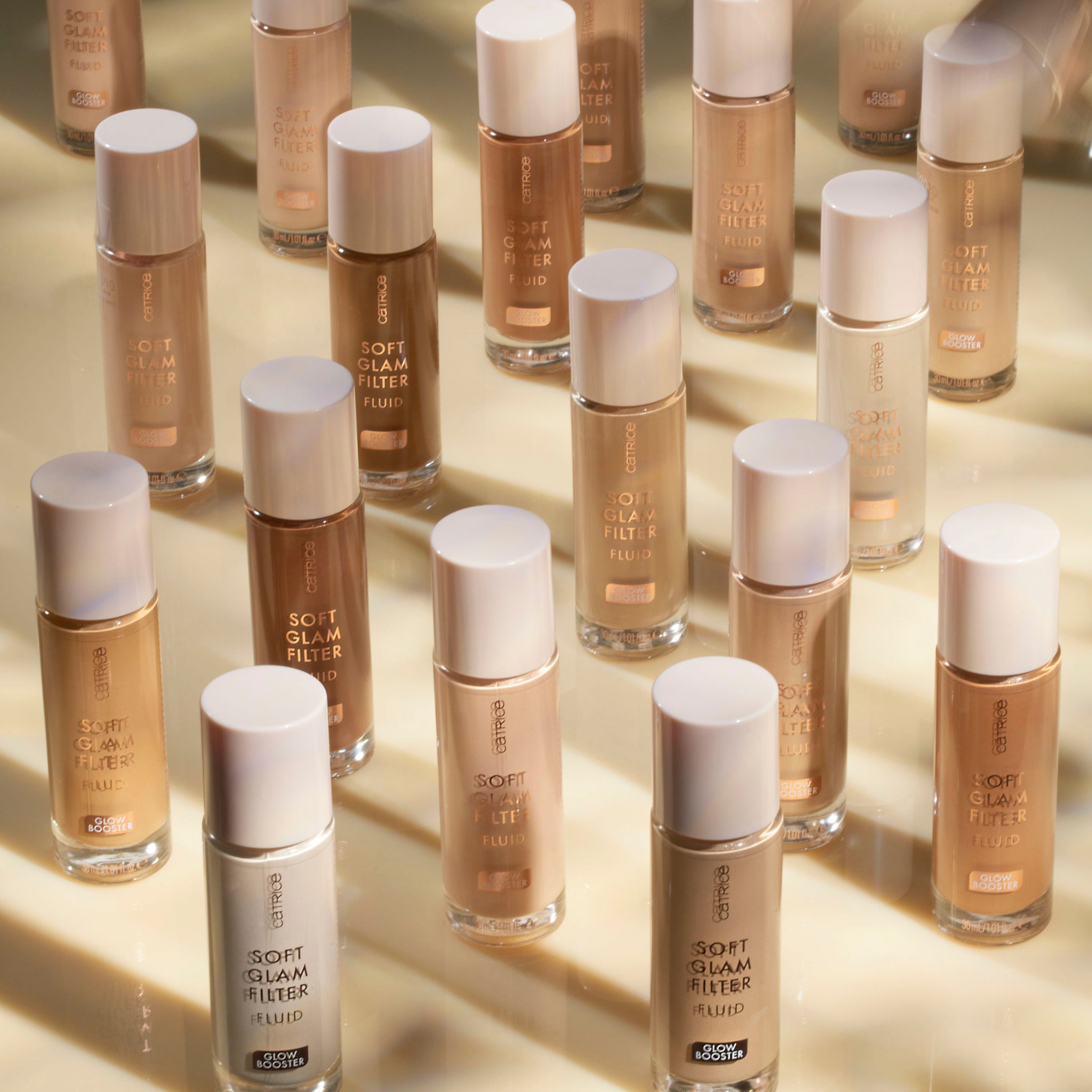 Catrice Primer »Soft Glam Filter Fluid«, (Set), mit Soft-Glam-Filter-Effekt