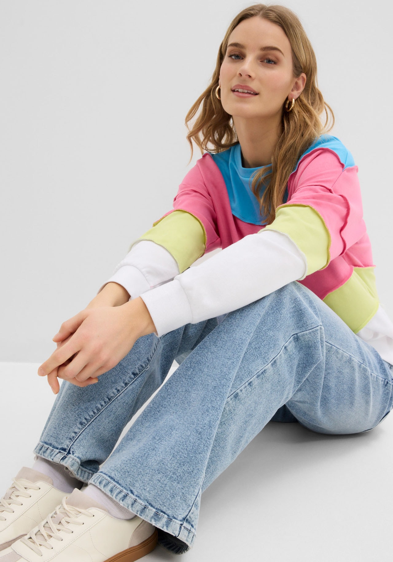 bonprix Sweatshirt , Oversize-Passform, Langarm, aus Baumwolle und Polyester
