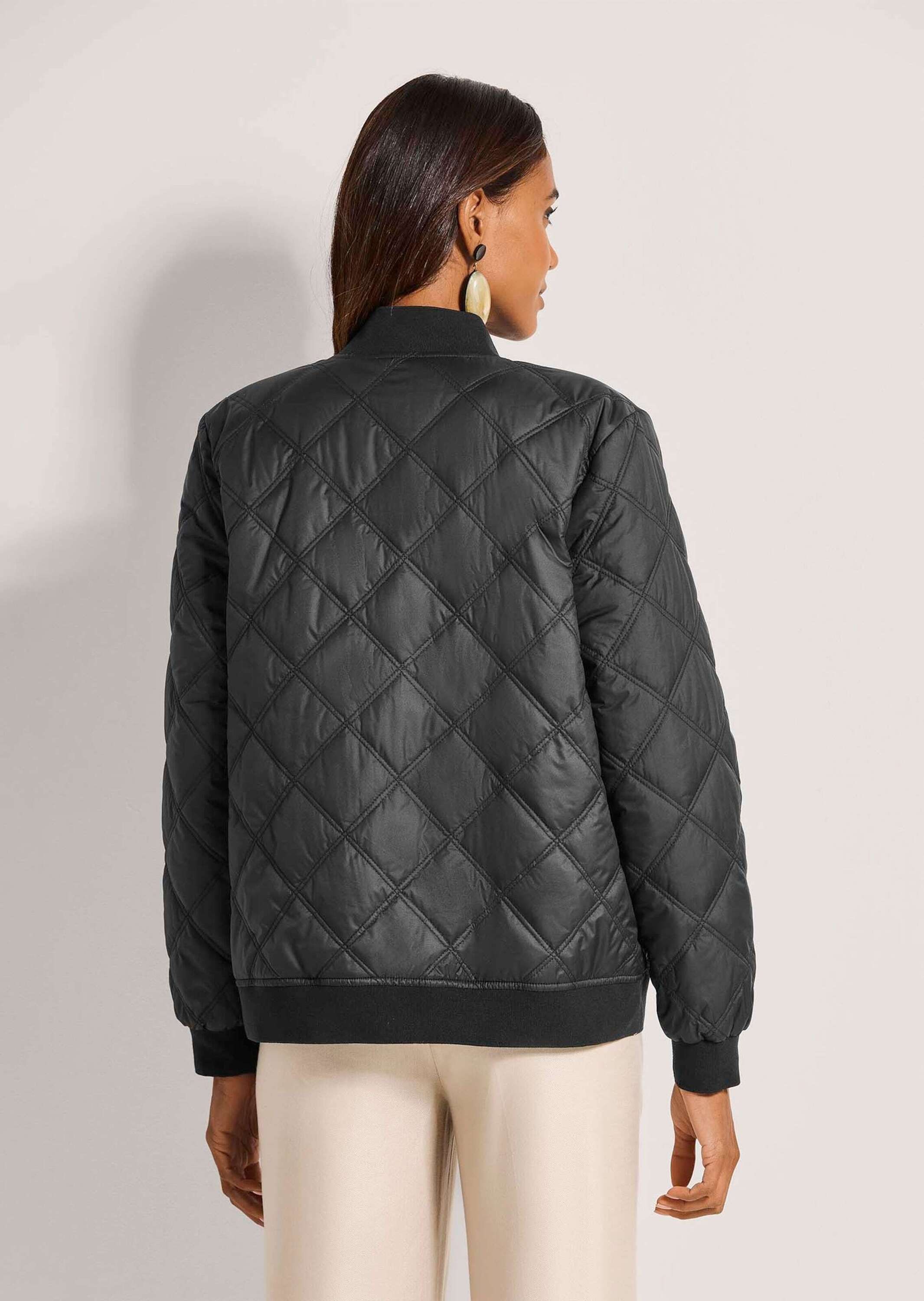 MADELEINE Kurzjacke »Blouson Steppjacke mit Rundhals« Diamantförmige Steppung