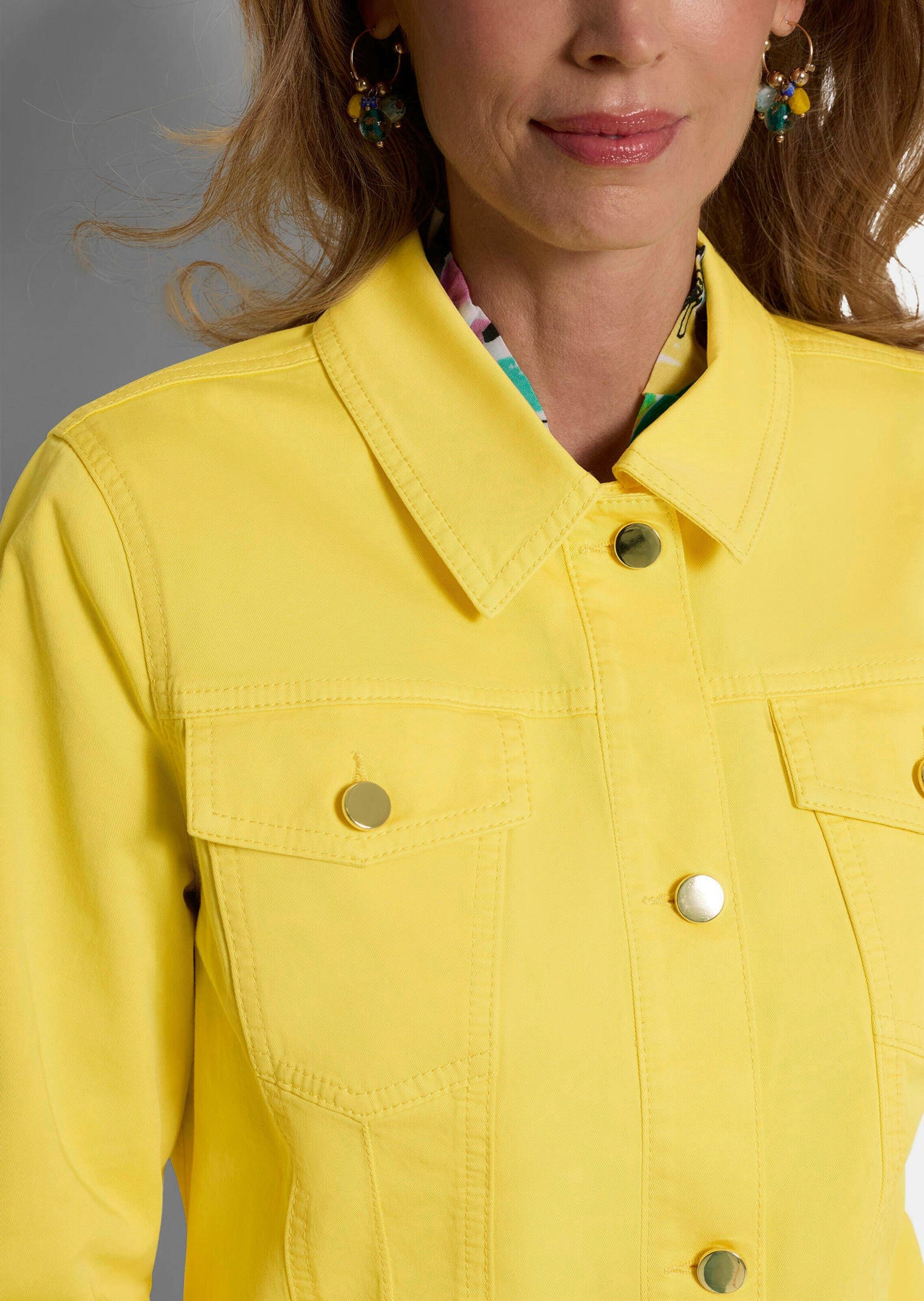 GOLDNER Kurzjacke »Kurzgröße Baumwolljacke mit edlen Ziernähten« Ziernähte im Vorder und Rückteil