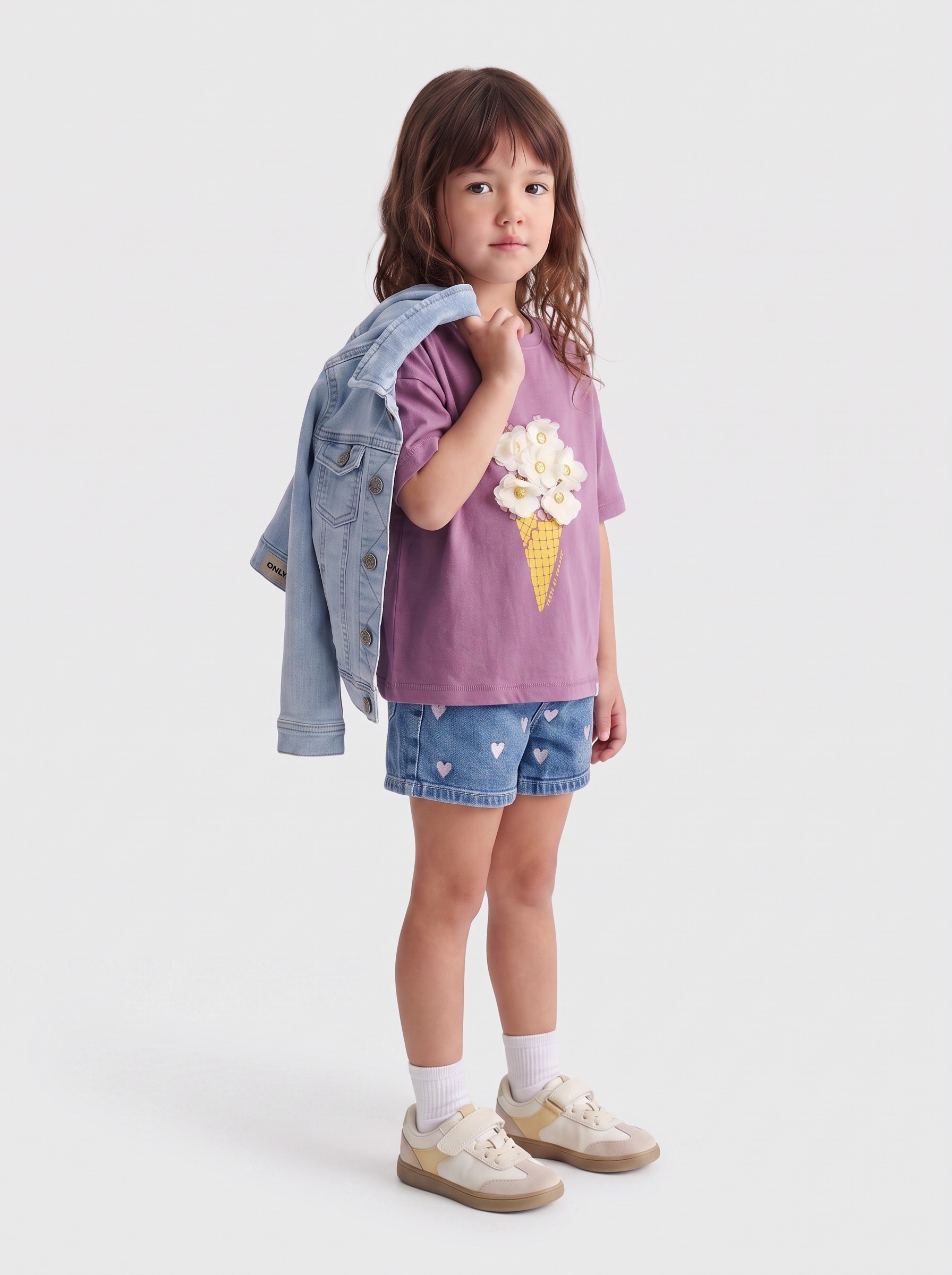 KIDS ONLY Jeansshorts »KMGJUICY HEART EMB SHORTS DNM«