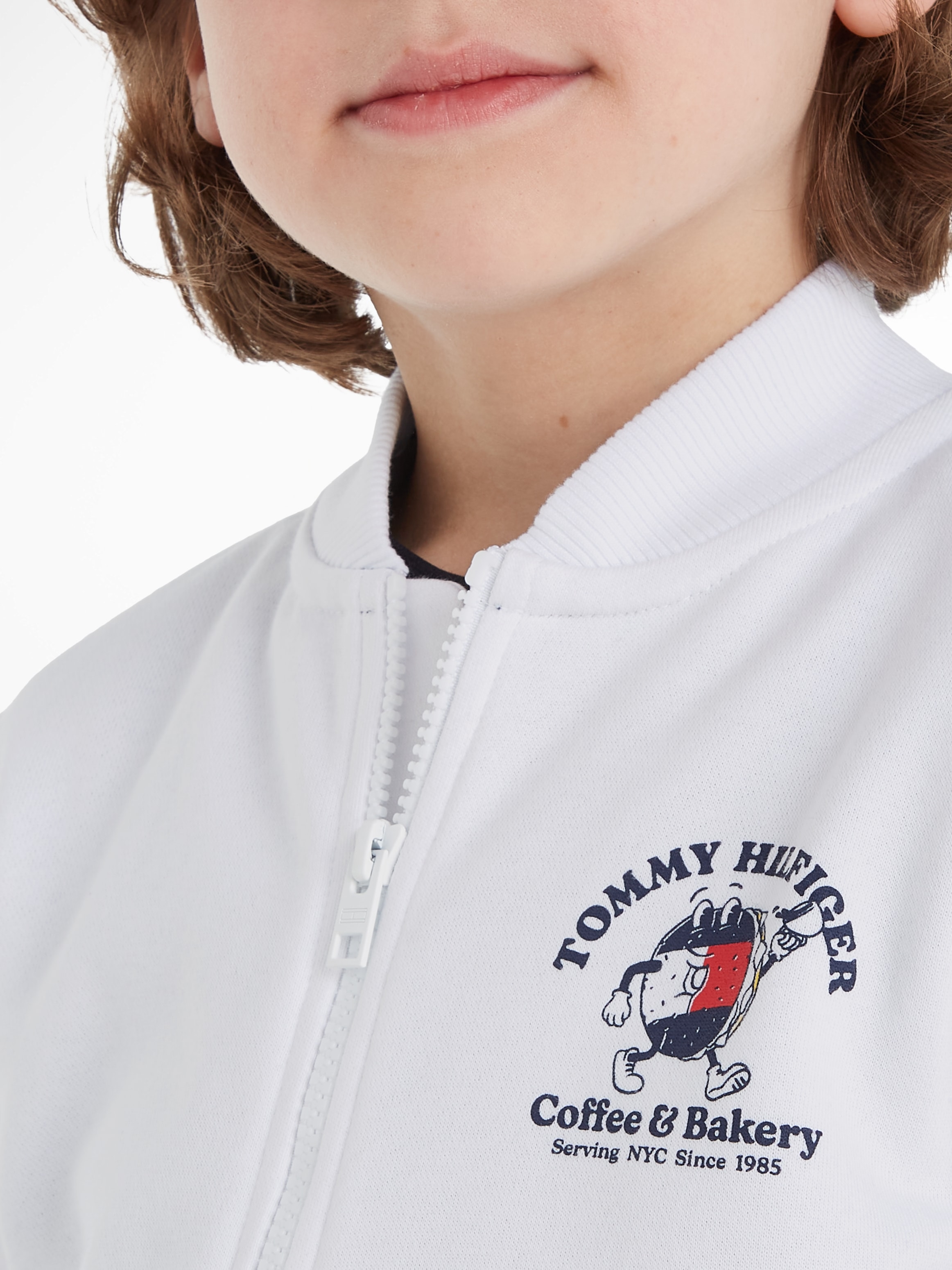 Tommy Hilfiger Sweatshirt »TOMMY BAGELS FULL ZIP SWEATSHIRT«, mit großem Print auf der Rückseite