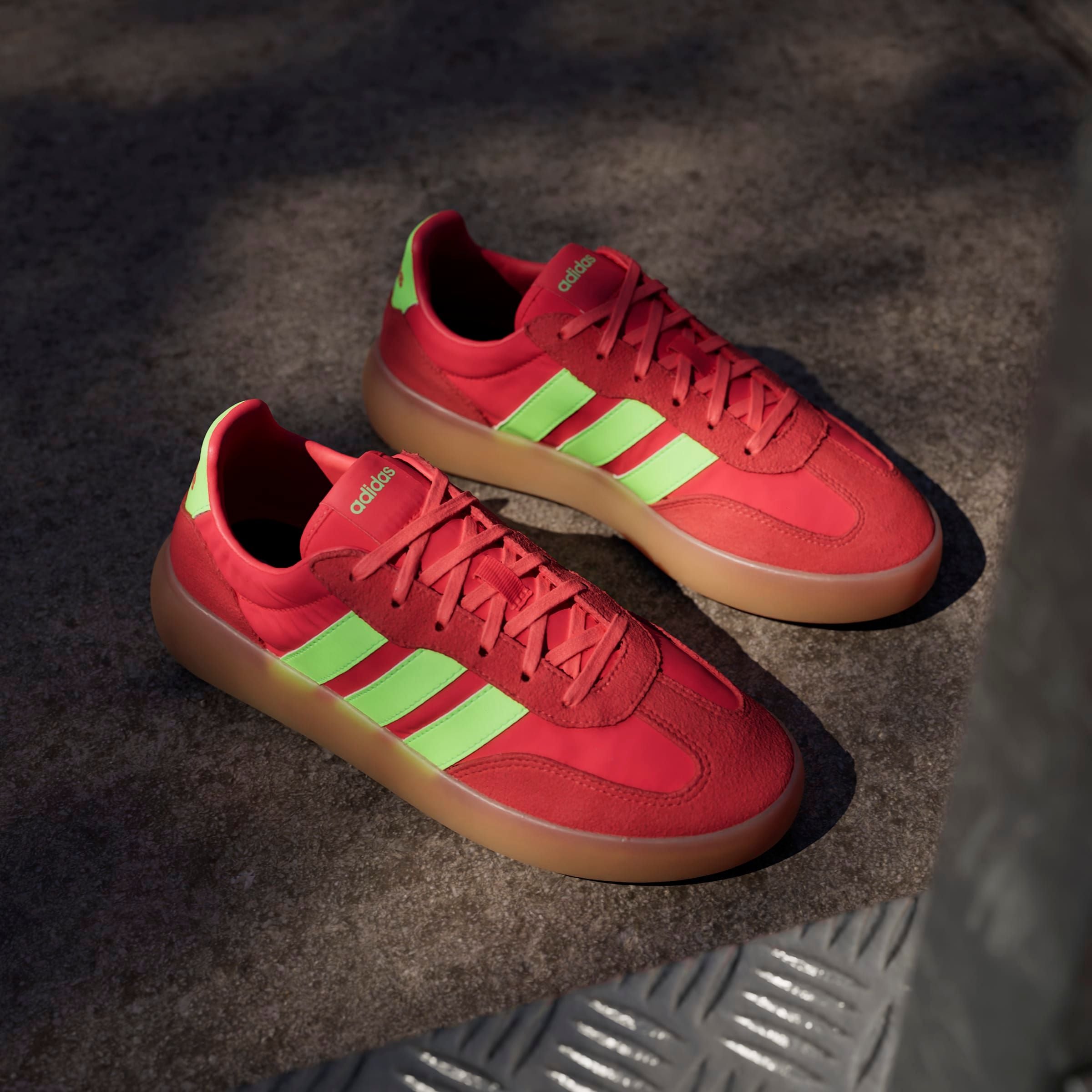 adidas Sportswear Sneaker »BARREDA DECODE«, Design auf den Spuren des adidas Handball Spezial