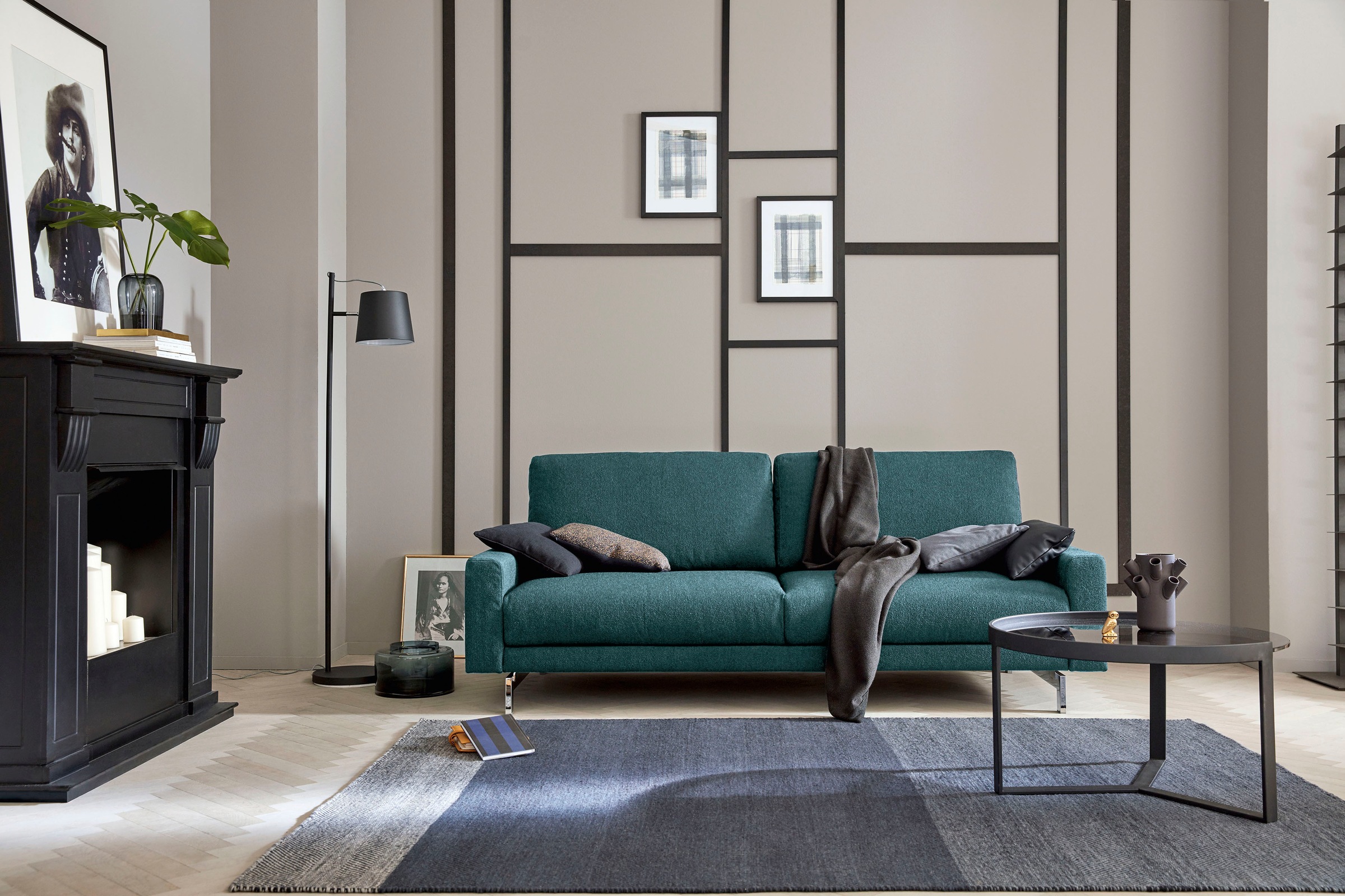 hülsta sofa 3-Sitzer »hs.450«, Fußgestell Chrom glänzend, Breite 204 cm, wahlweise in Stoff oder Leder, mit schmaler Armlehne
