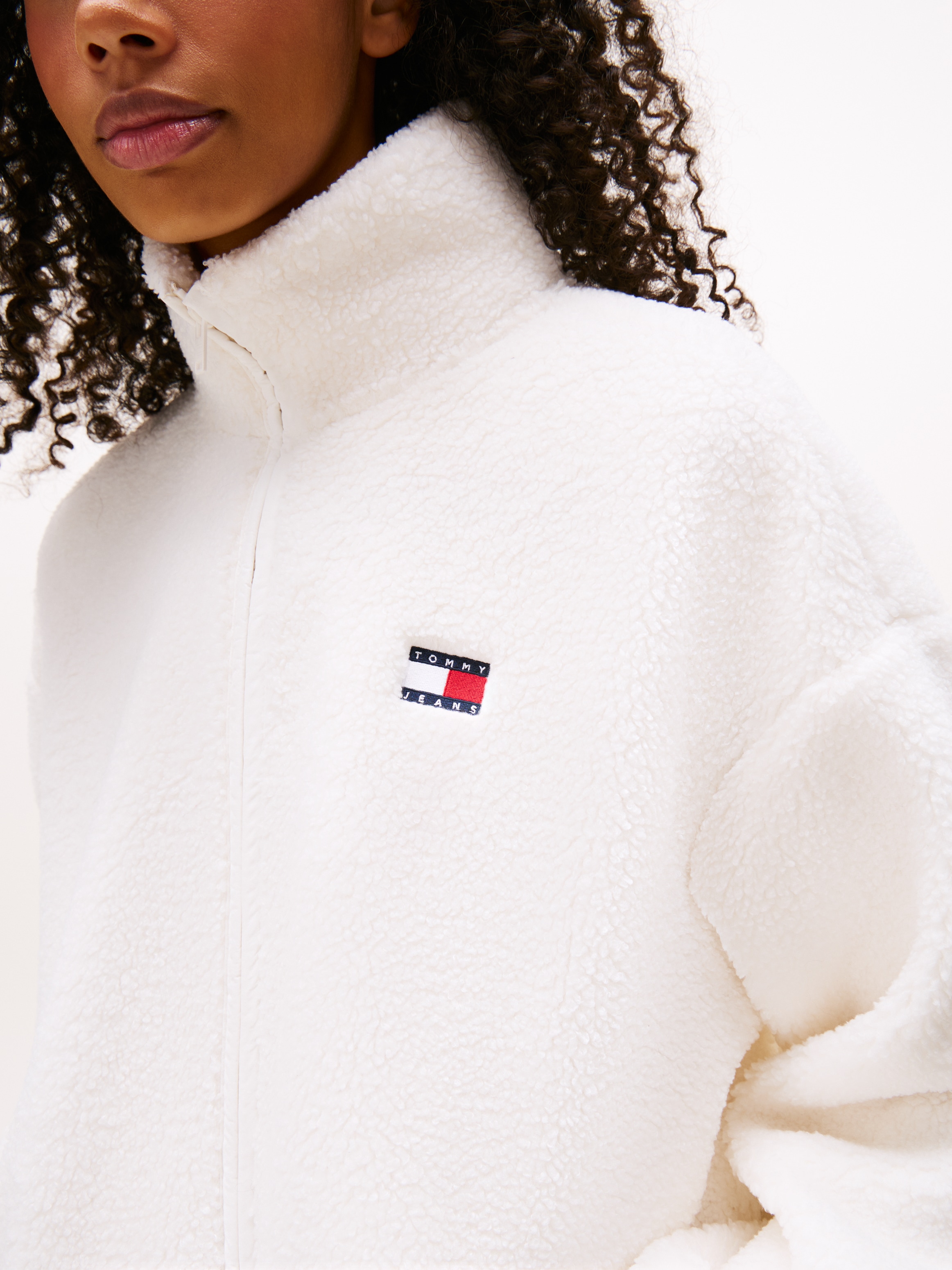 Tommy Jeans Sweatjacke »TJW ZIP THROUGH BADGE TEDDY«