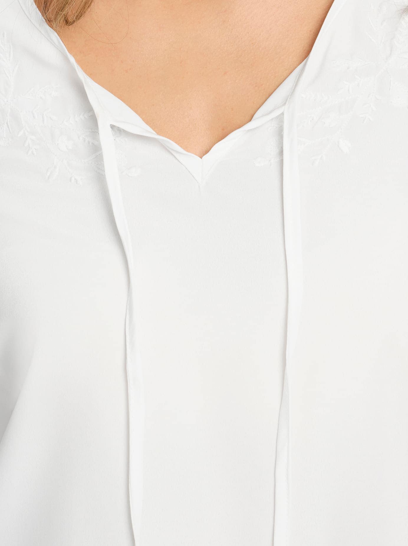 Classic Basics Schlupfbluse