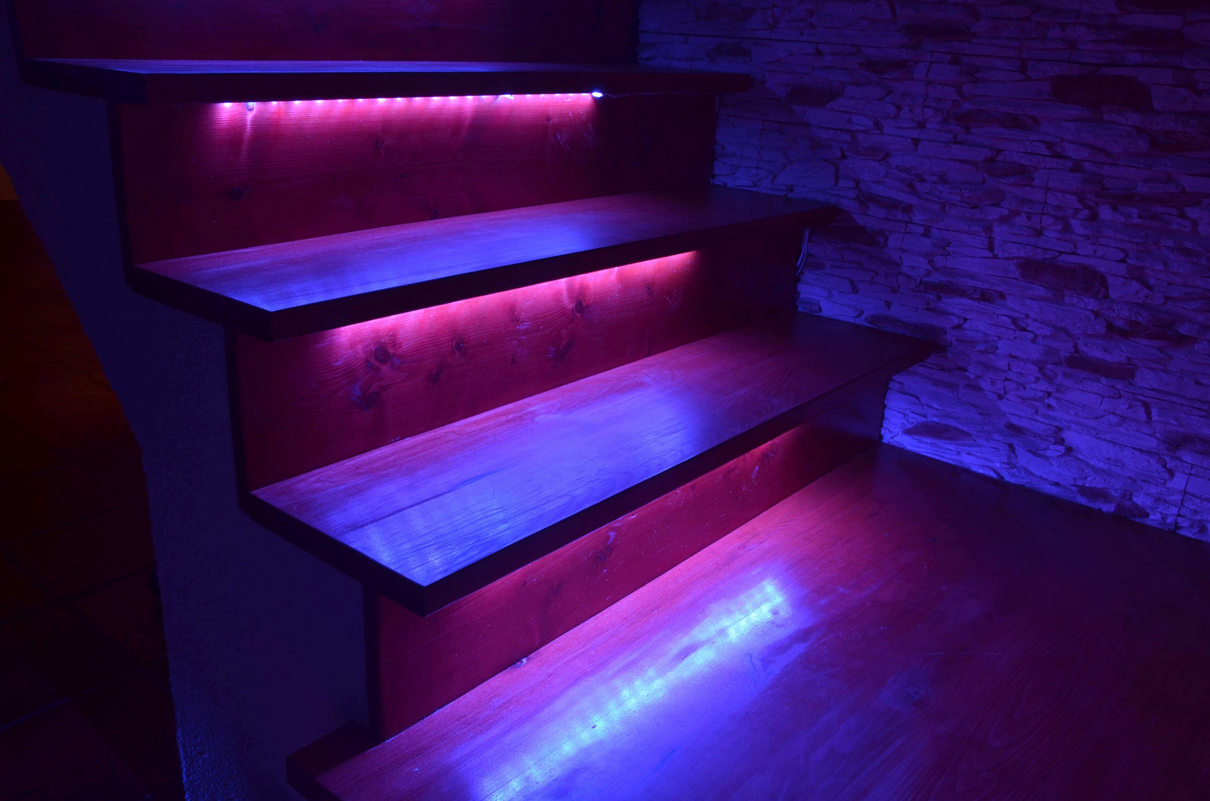 näve LED-Streifen »Stripe«, 1 St.-flammig, LED Stripe RGB, 5m, Infrarot-Fernbedienung, IP20, Dimmbar, 19W