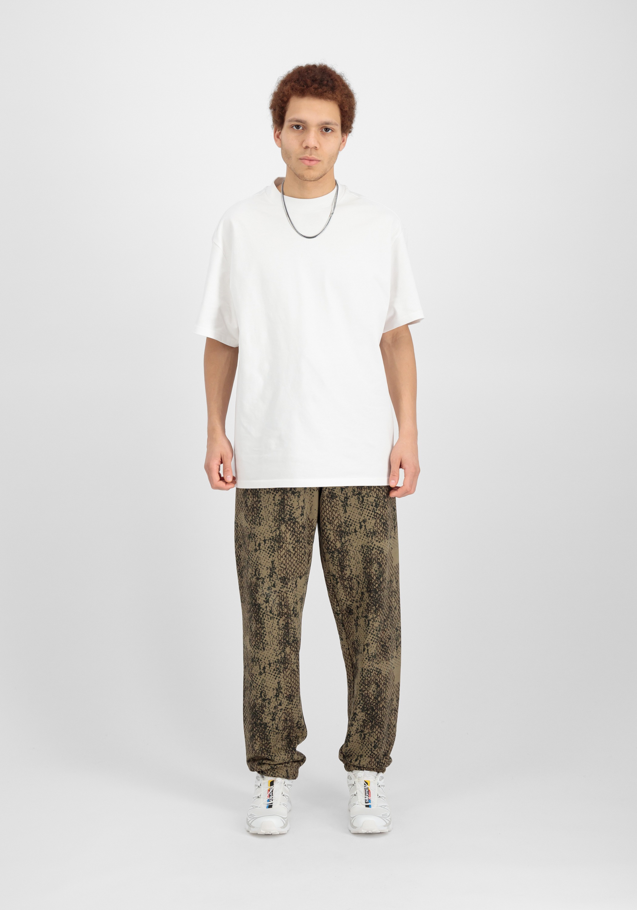 Alpha Industries Jogginghose »Alpha Industries Men - Jogger Alpha Essentials RL Jogger Camo«