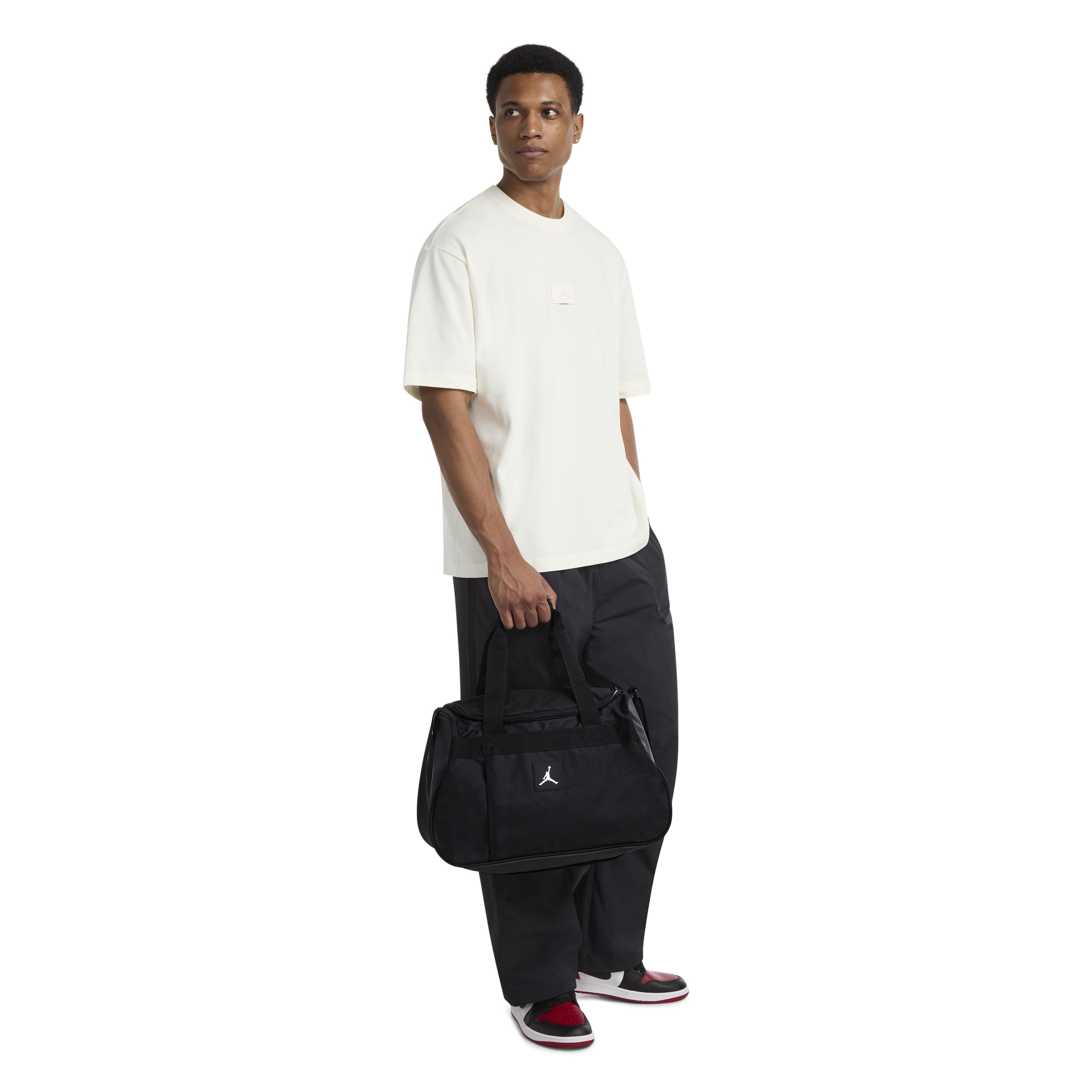 Jordan Sporttasche »JAM JORDAN ESSENTIALS DUFFLE« mit geräumigem Hauptfach, große Reißverschlusstasche