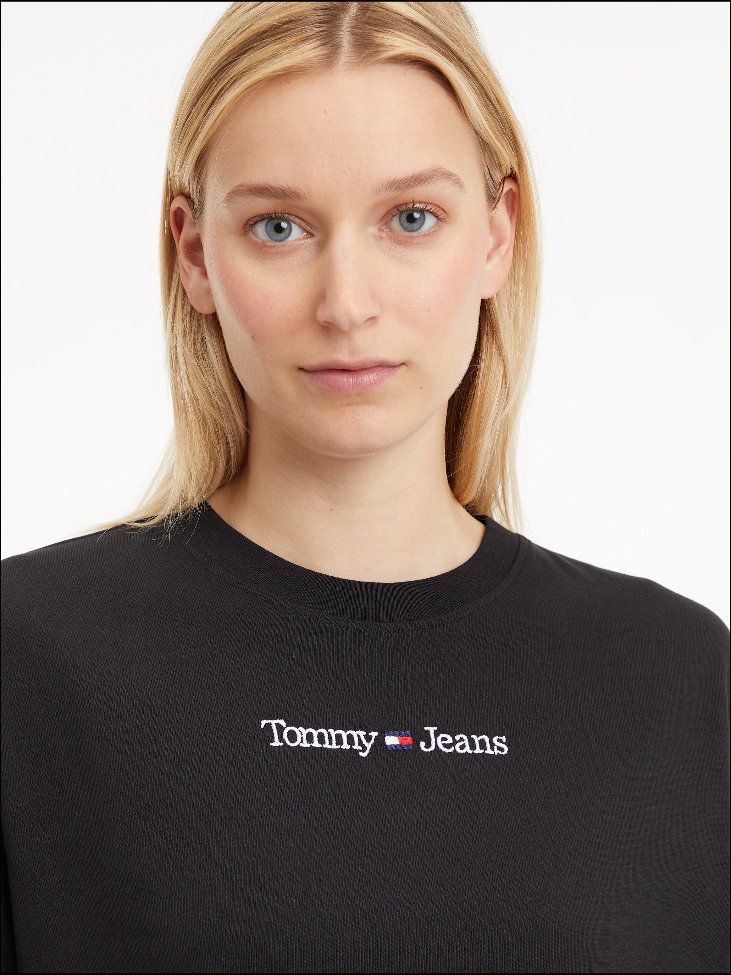 Tommy Jeans Kurzarmshirt »TJW CLS SERIF LINEAR TEE«, mit Tommy Jeans Linear Logoschriftzug