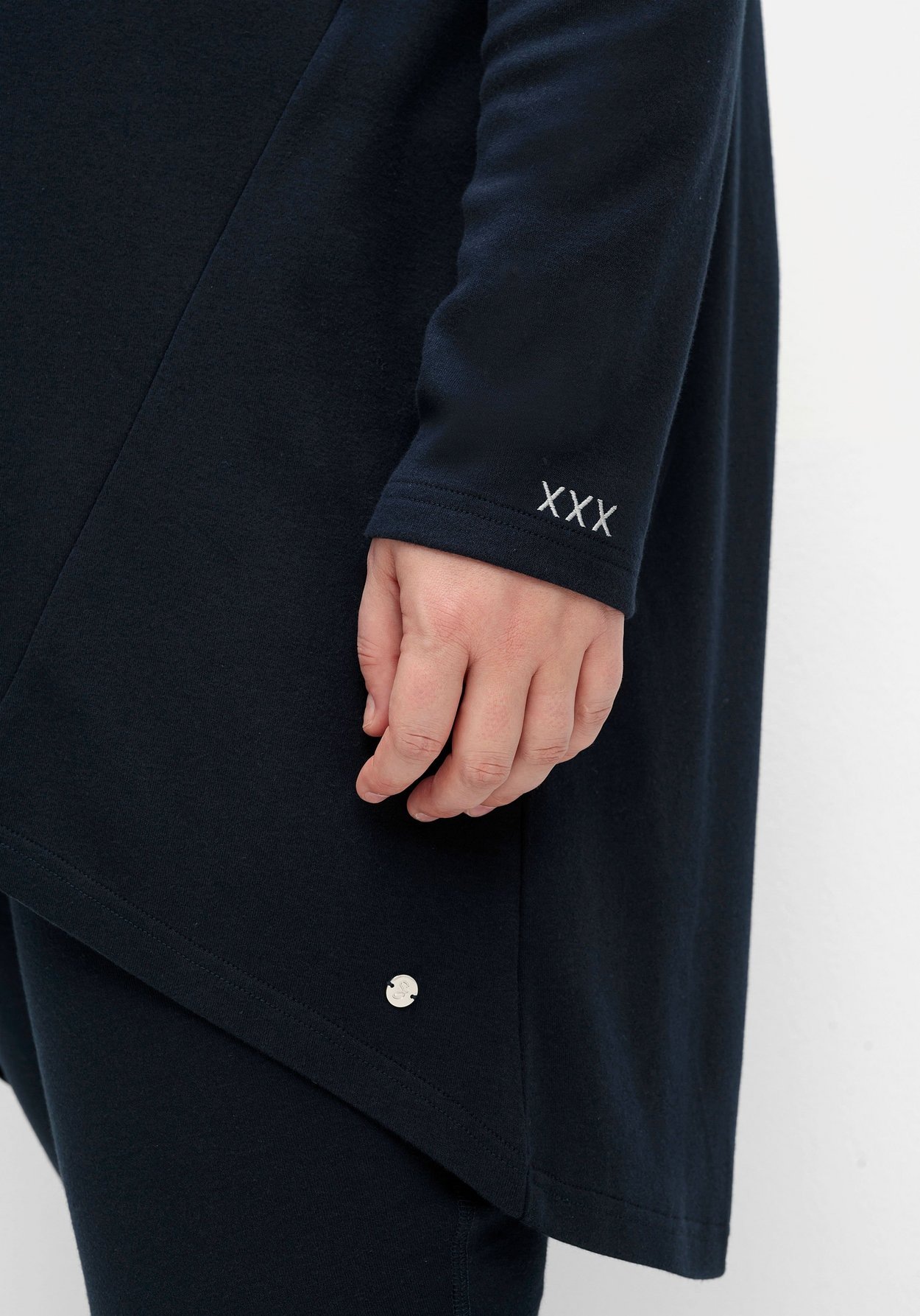 Sheego Relaxanzug »2-tlg. Relaxanzug bestehend aus Longshirt und Leggings«