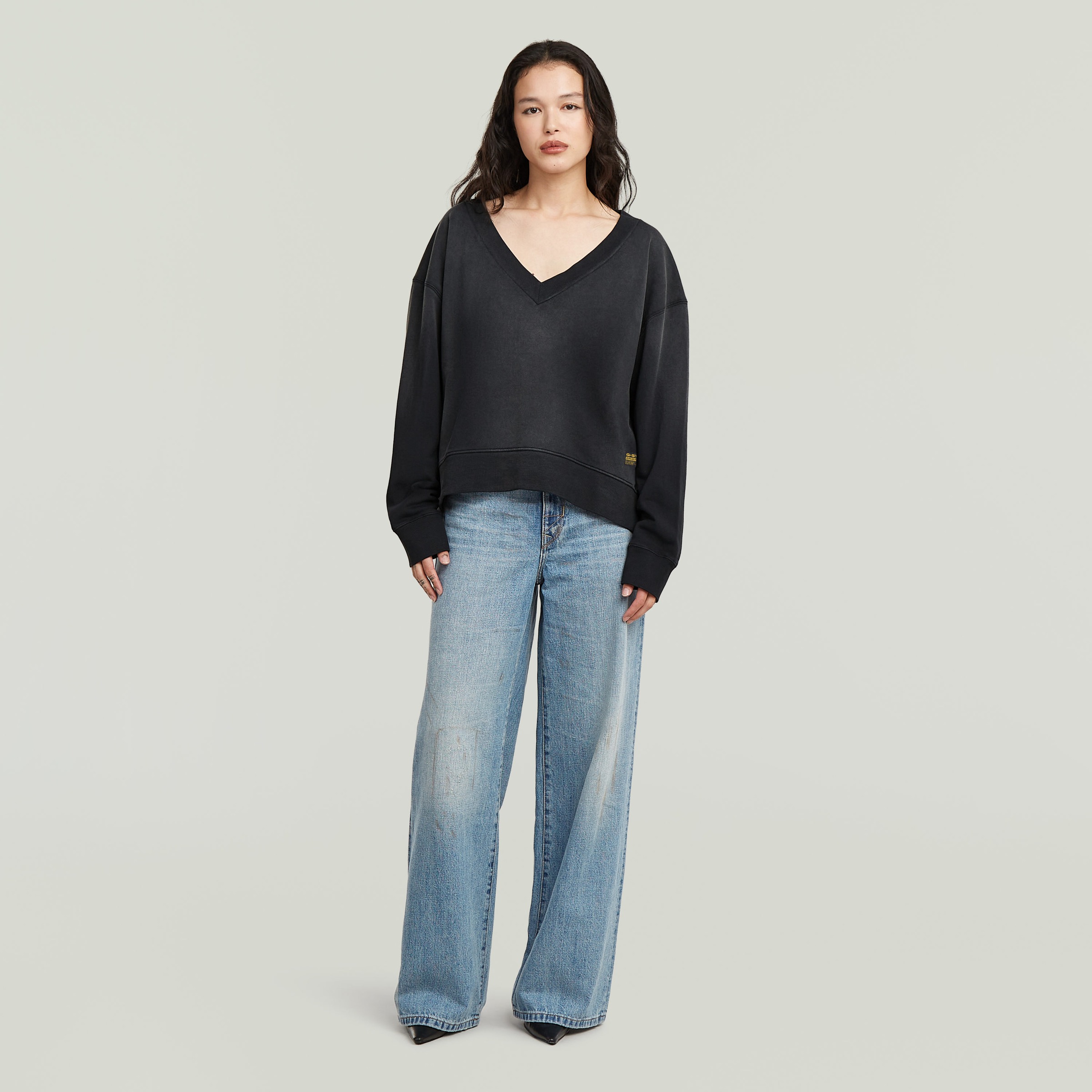 G-STAR Sweatshirt »Sun faded V-Neck Loose Wmn«, mit V-Ausschnitt
