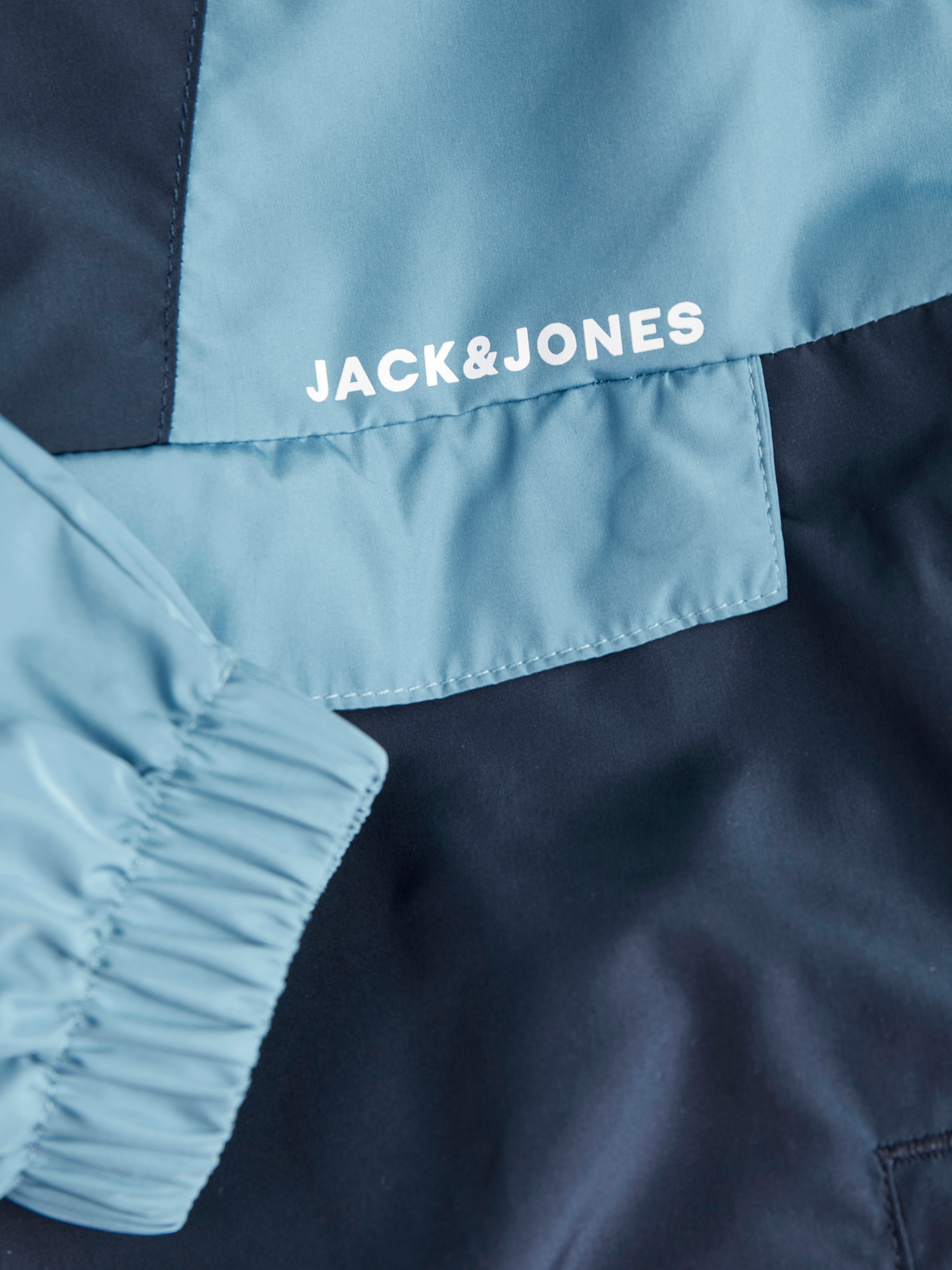 Jack & Jones Junior Windbreaker »JJWINDBREAKER PACKABLE ANORAK JNR«, mit Kapuze