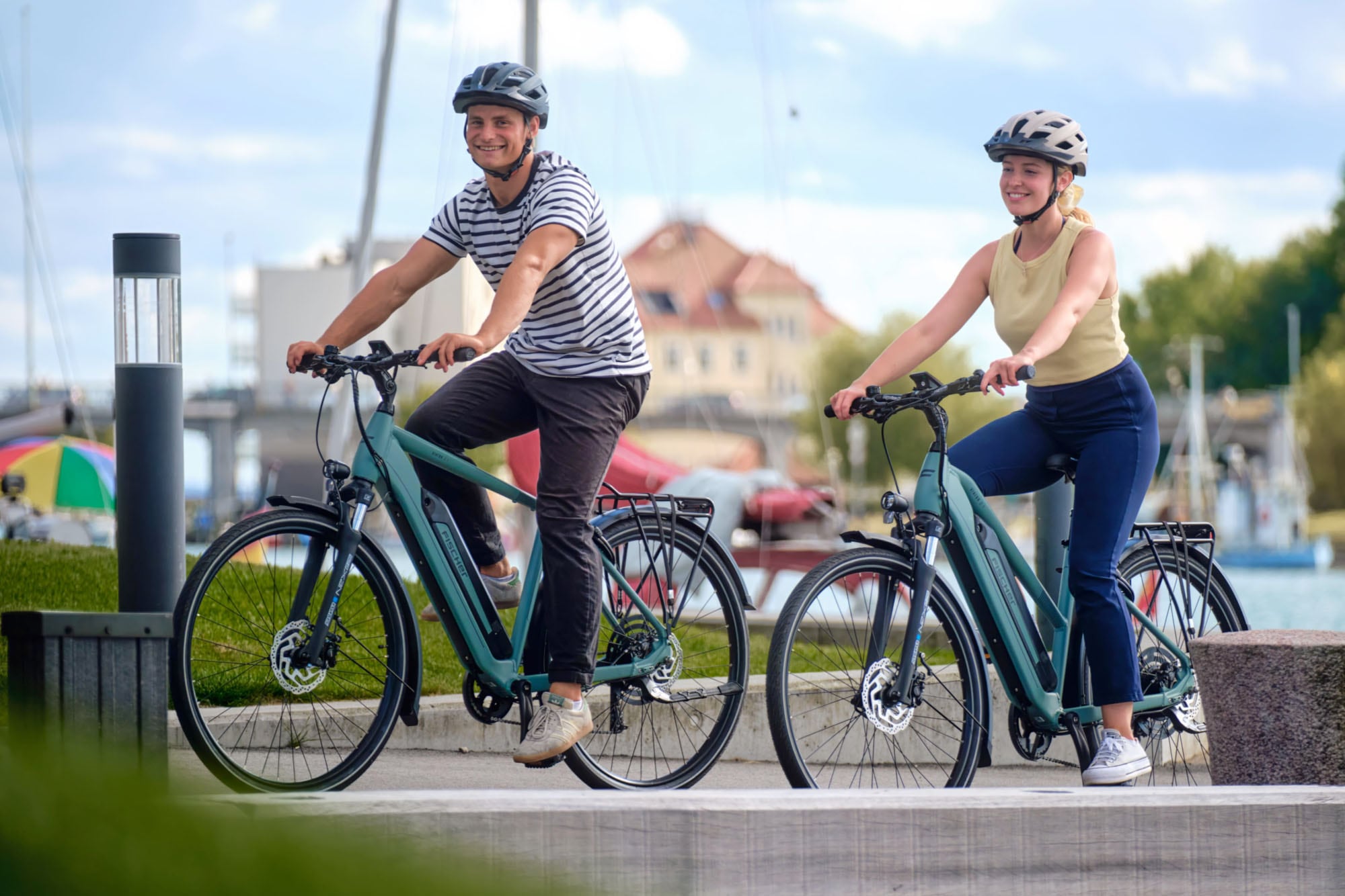 FISCHER Fahrrad »VIATOR 2.1 459 55 ACTIVE« 8 Gang Shimano ACERA Schaltwerk Heckmotor mit Akku-Ladegerät | mit Werkzeug,  Pedelec, Elektrofahrrad für Damen und Herren