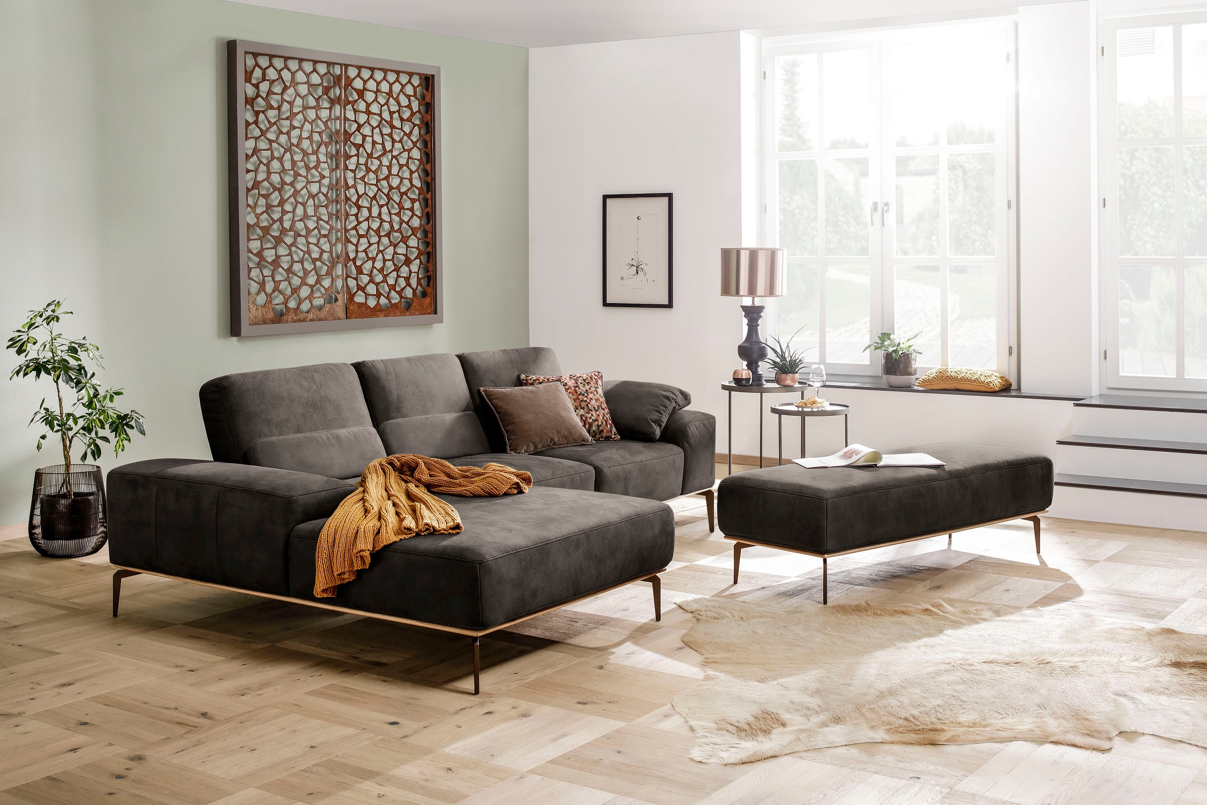 W.SCHILLIG Ecksofa »run, Designsofa mit tollem Sitzkomfort, bequem, L-Form«, mit Holzsockel, Füße in Bronze pulverbeschichtet, Breite 279 cm