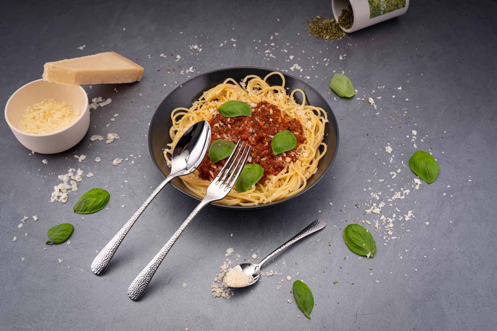 Picard & Wielpütz Solingen Besteck-Set »Tafelbesteck inkl. Besteckbox Mia 24er Set silber« Spülmaschinengeeignet