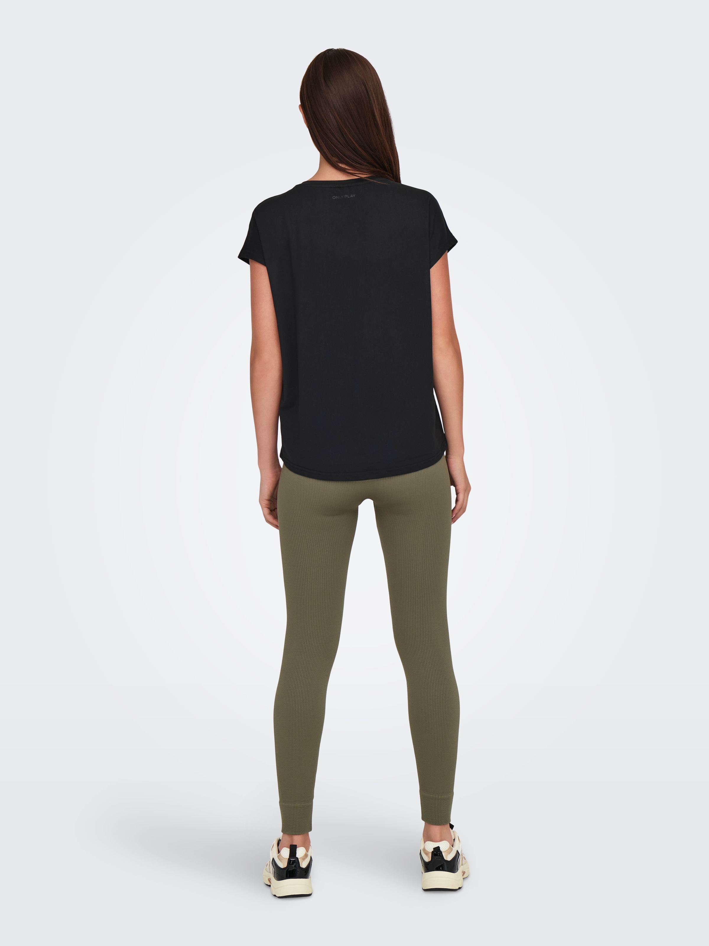 ONLY Play »ONPAUBREE SS LOOSE TRAIN TEE - NOOS«