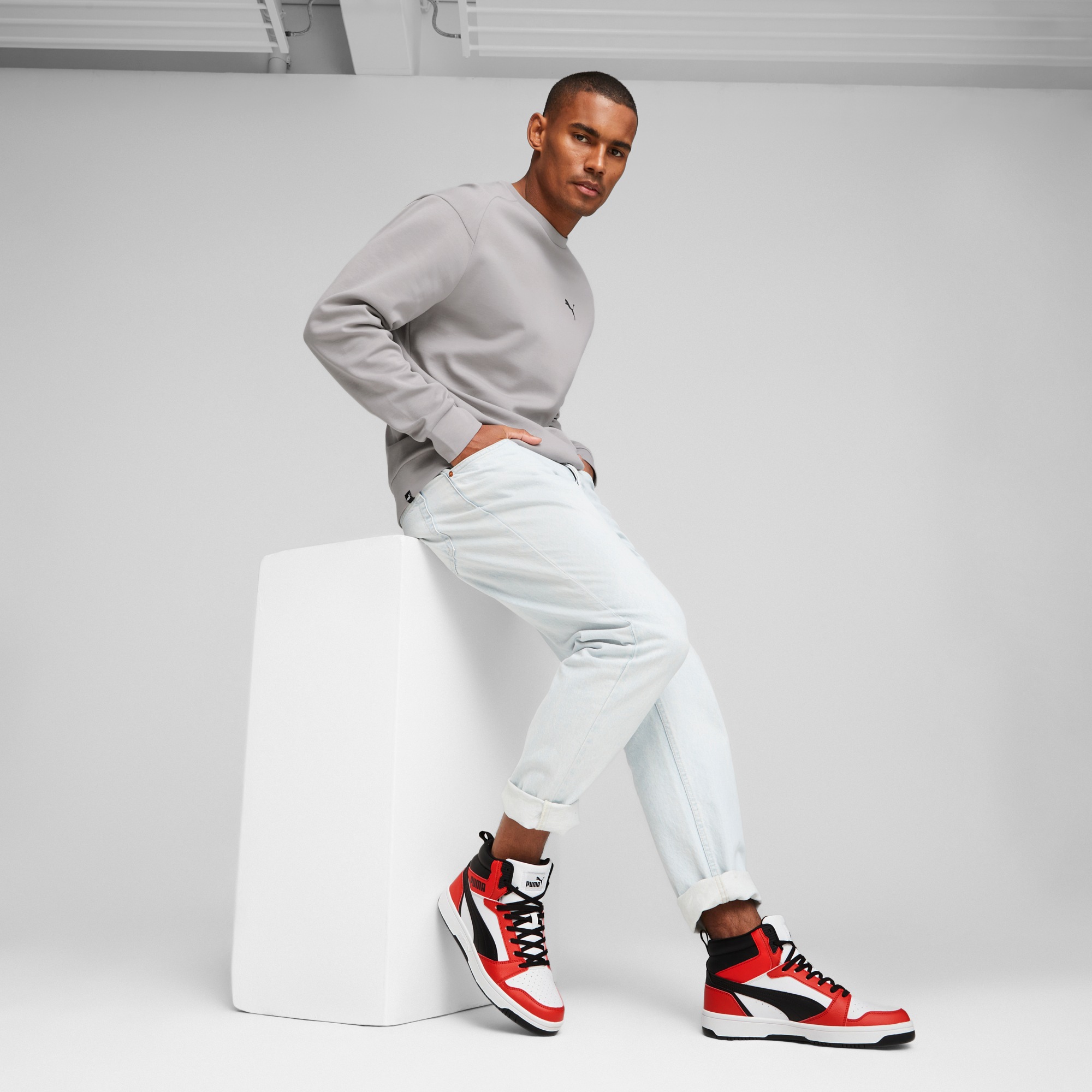 PUMA Sneaker »REBOUND V6«