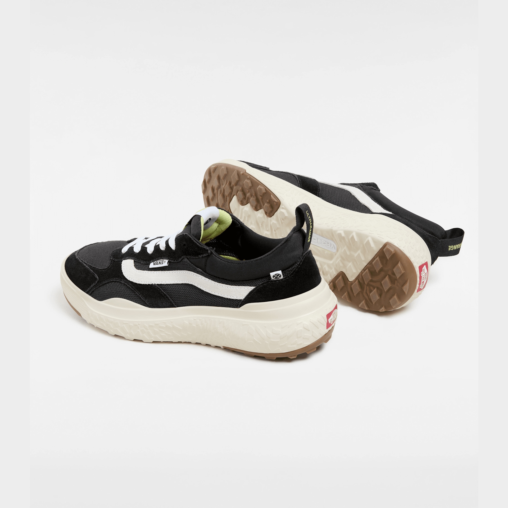 Vans Sneaker »UltraRange Neo VR3«, mit Logo-Flag