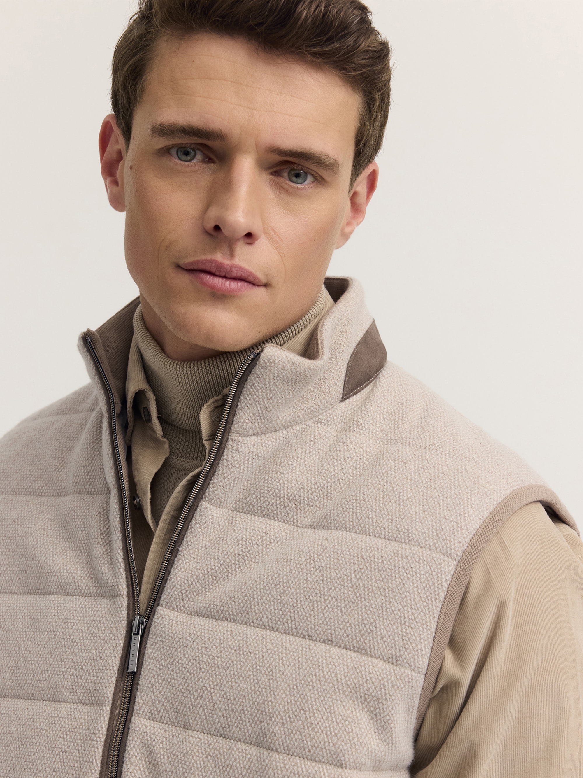 bugatti Sweatweste »Regular Fit« Regular Fit Baumwolle Jacquard Stehkragen