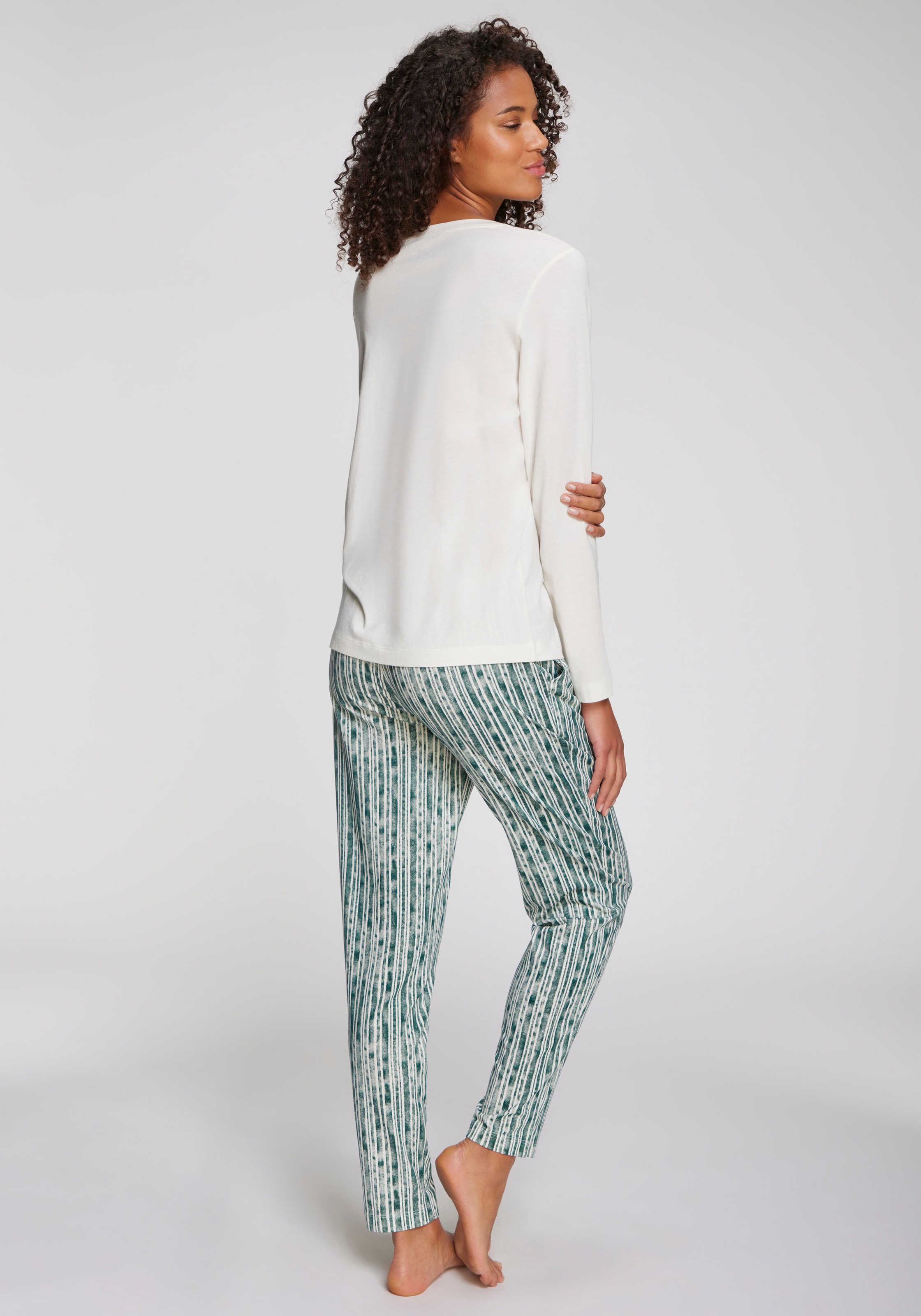 Vivance Dreams Pyjama 2-teilig, 2 tlg. Mit schönem Muster