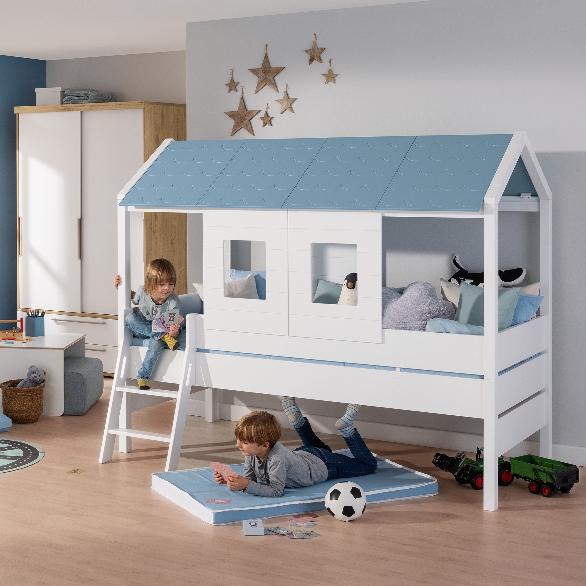 PAIDI Hausbett »TINY HOUSE«, mit Rausfallschutz, individuell gestaltbar, hochwertig verarbeitet