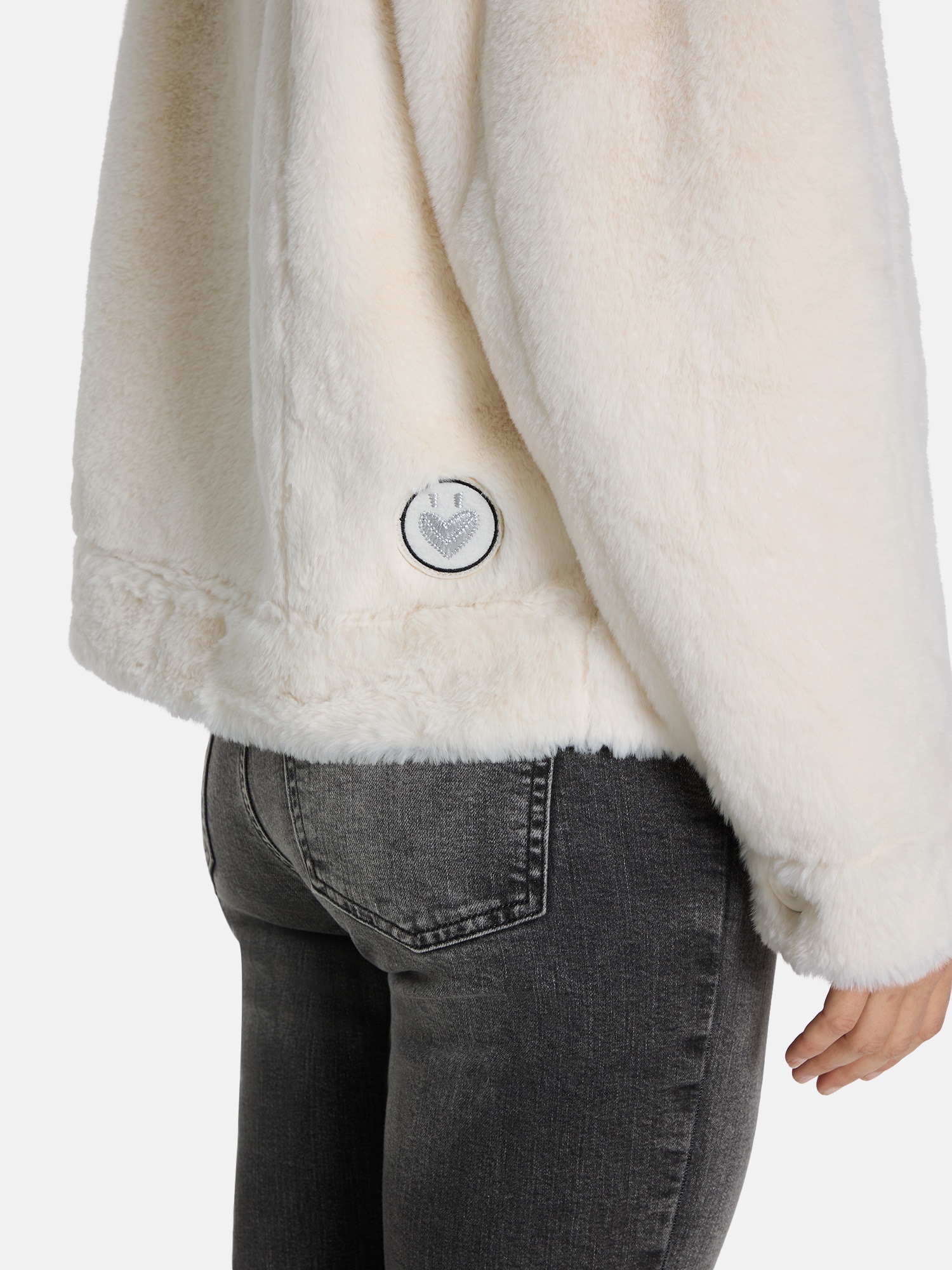 Lieblingsstück Plüschjacke »MaliL« mit aufgesetzten Taschen