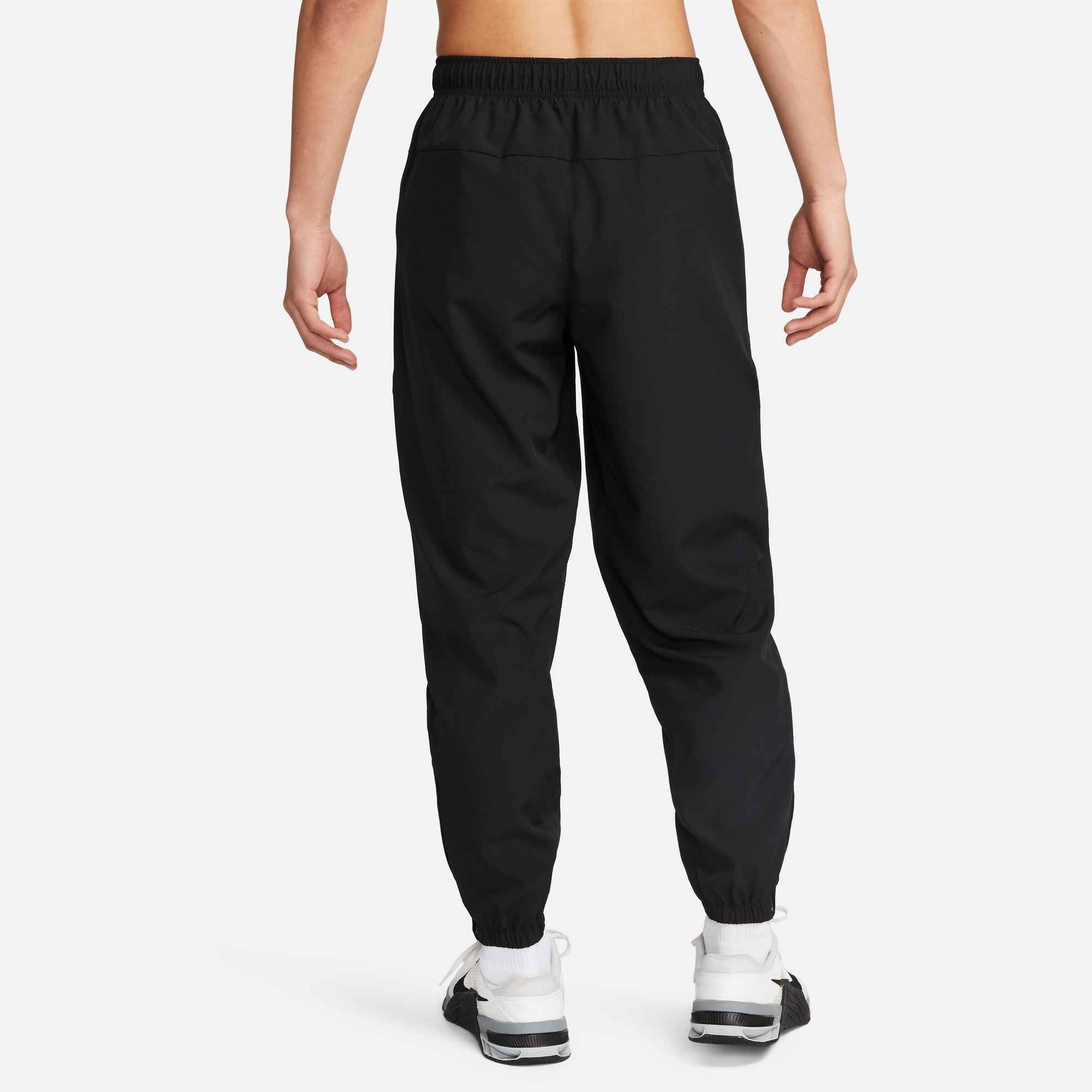 Nike Sporthose »M NK DF FORM PANT TPR«  mit Seitentaschen, schweißableitend