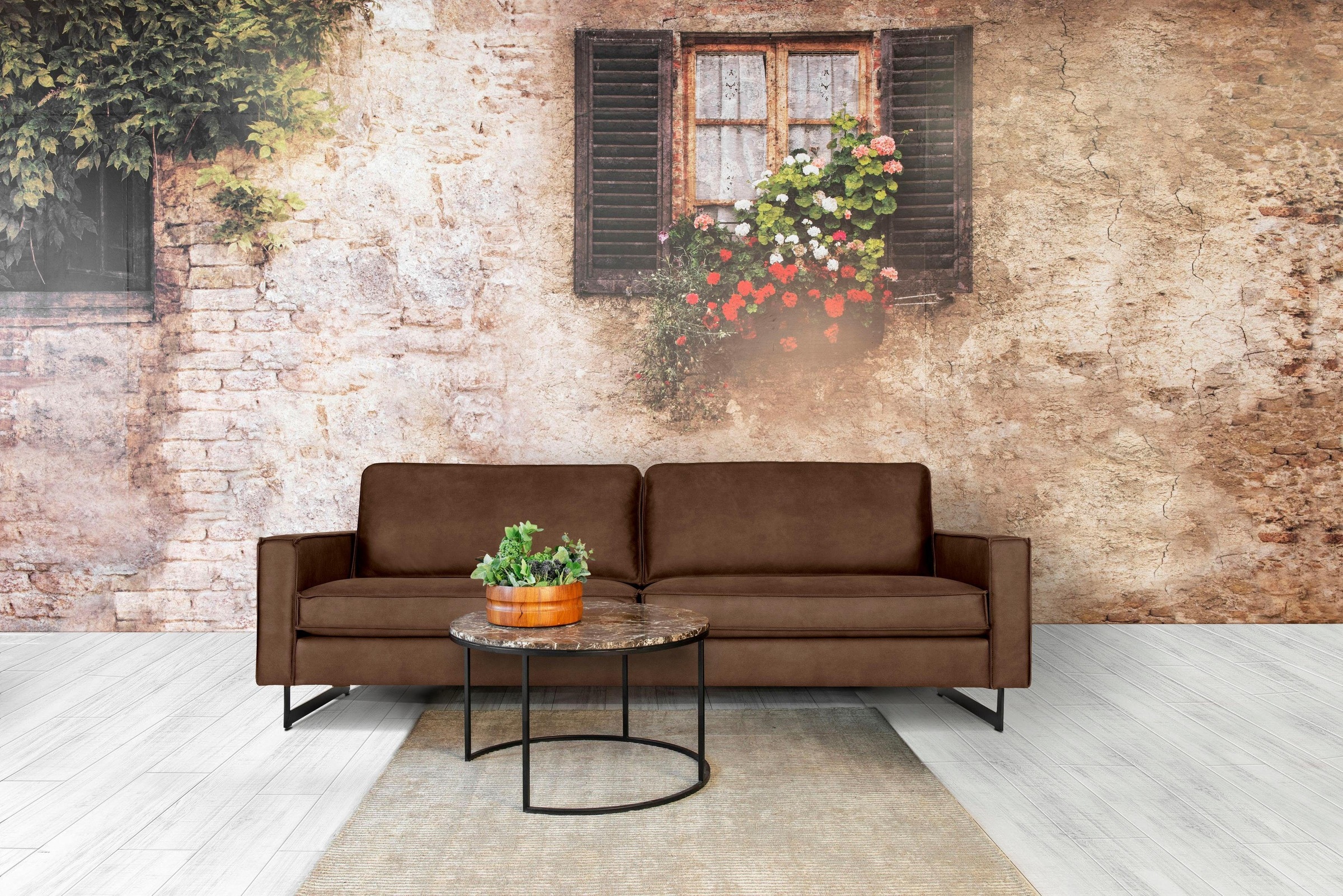 Places of Style 3-Sitzer »Maxi-Ausführung Pinto, 236 cm, Cord, Chenille, Lederoptik«, mit Keder, schwarze Metallfüße, Wellenunterfederung