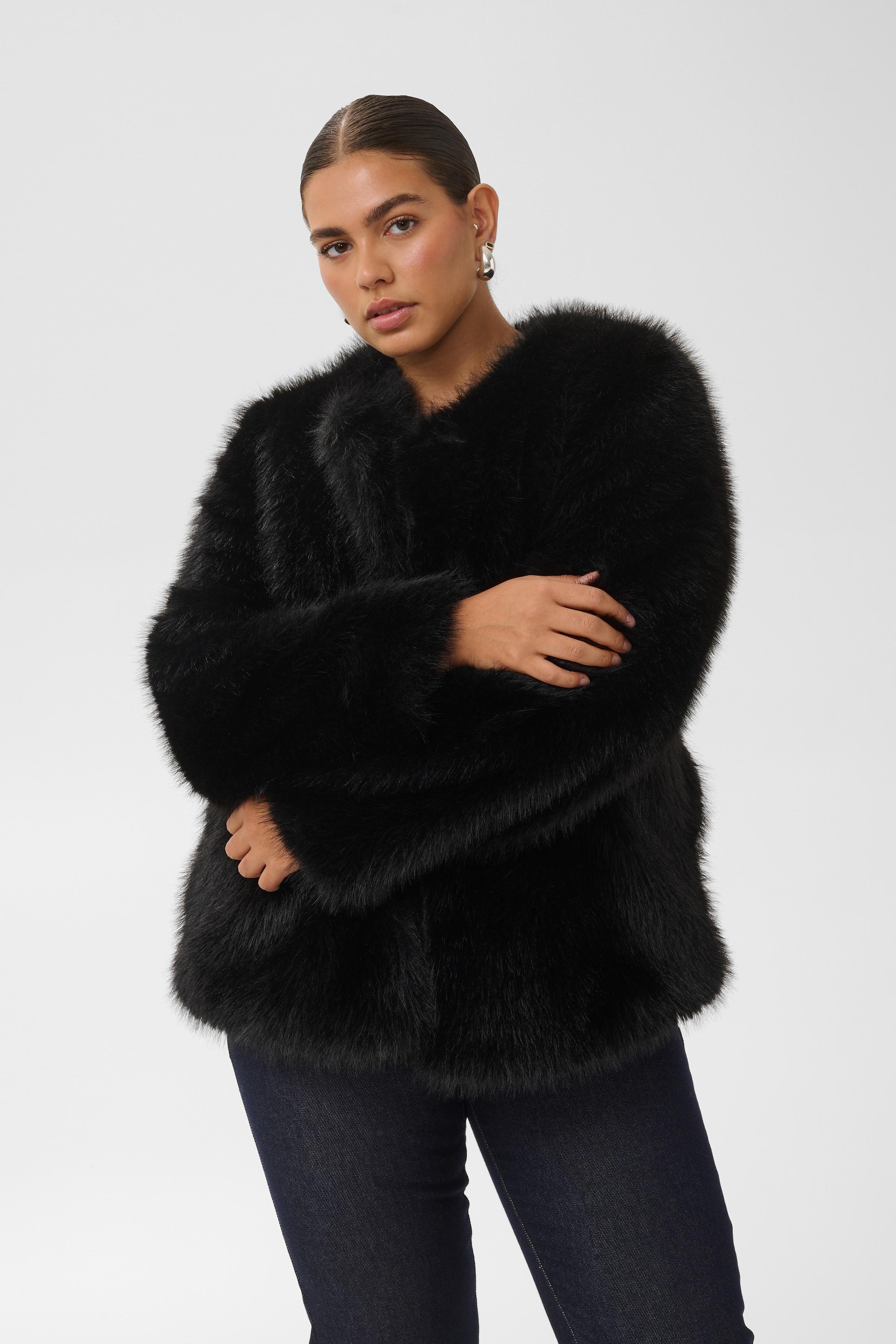 KAFFE Curve Wintermantel »KAFFE Curve Jacke KCmadia«