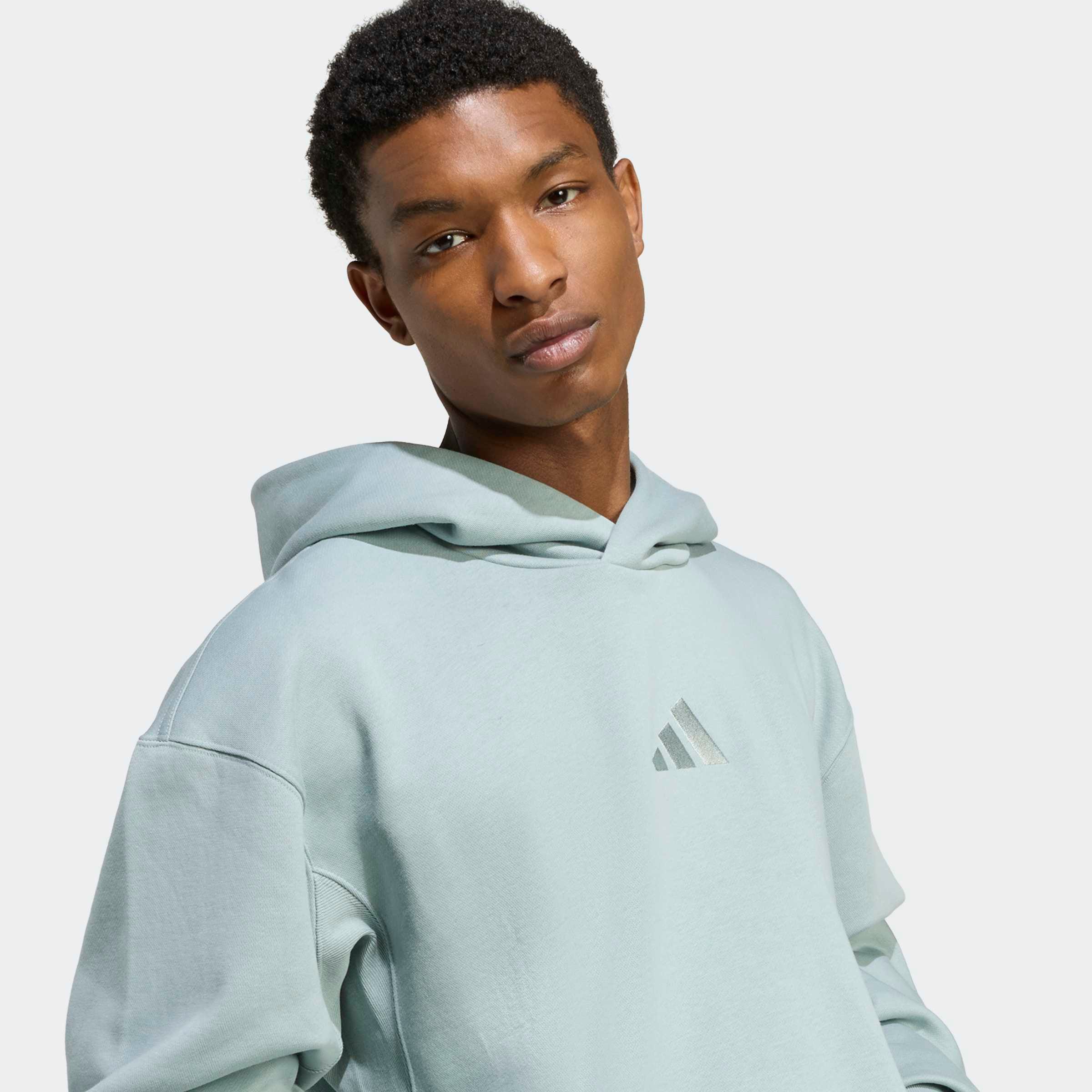 adidas Sportswear Kapuzensweatshirt »M A SZN FL HD«, weiches Fleecematerial
