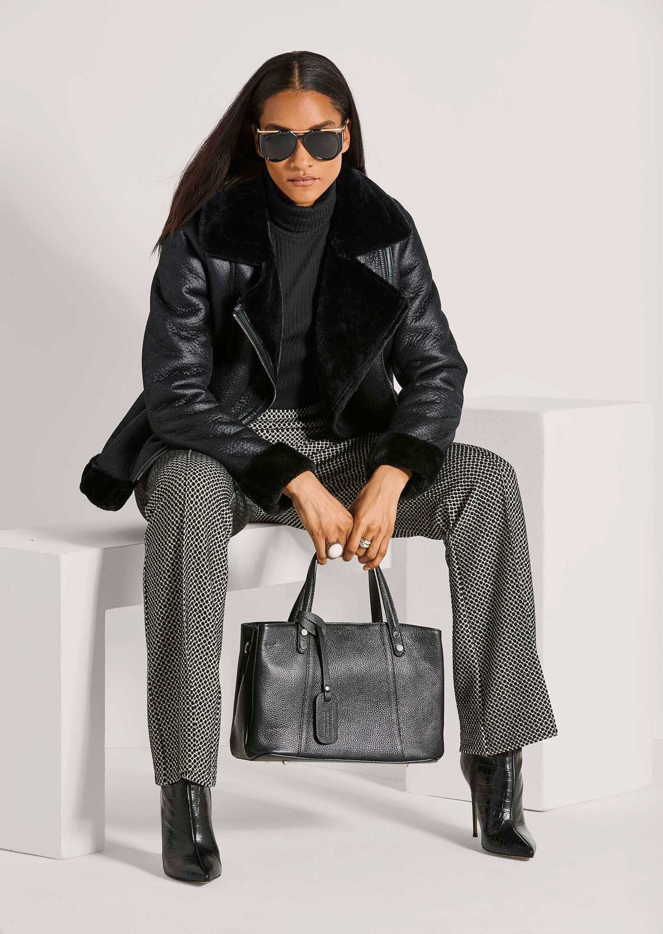 MADELEINE Kurzjacke »Jacke Edle Bikerjacke mit Reverskragen«