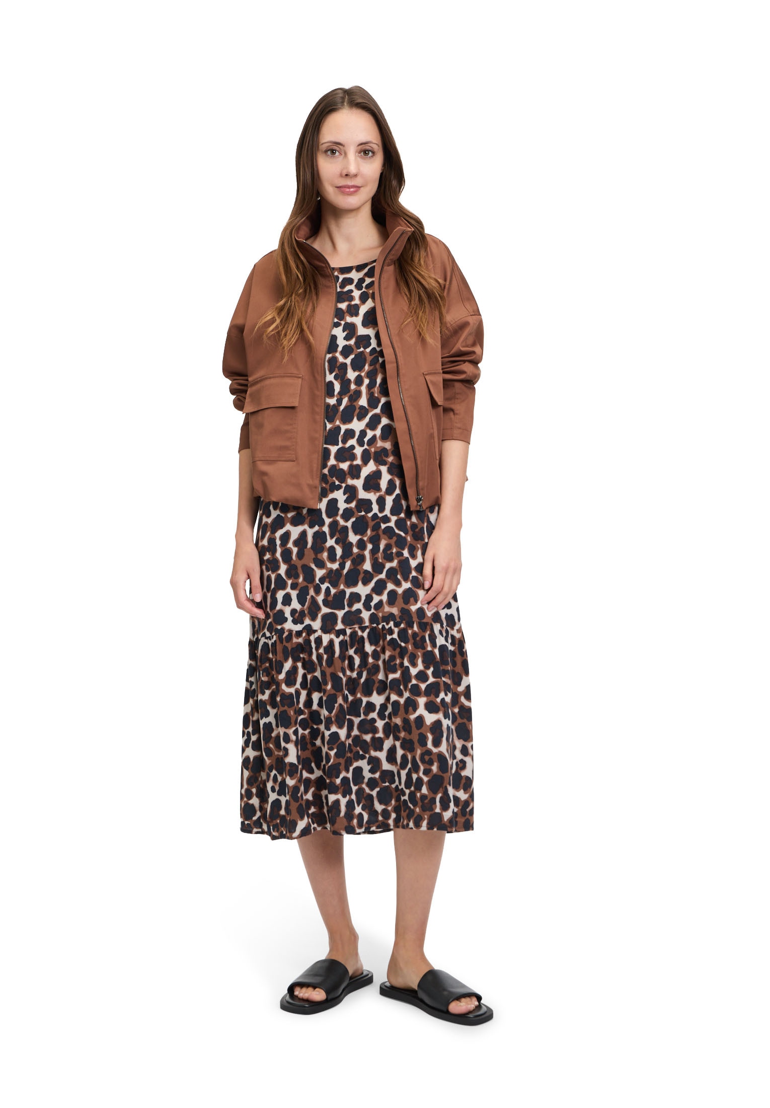 Betty&Co Midikleid »Stufenkleid im Leo-Look«