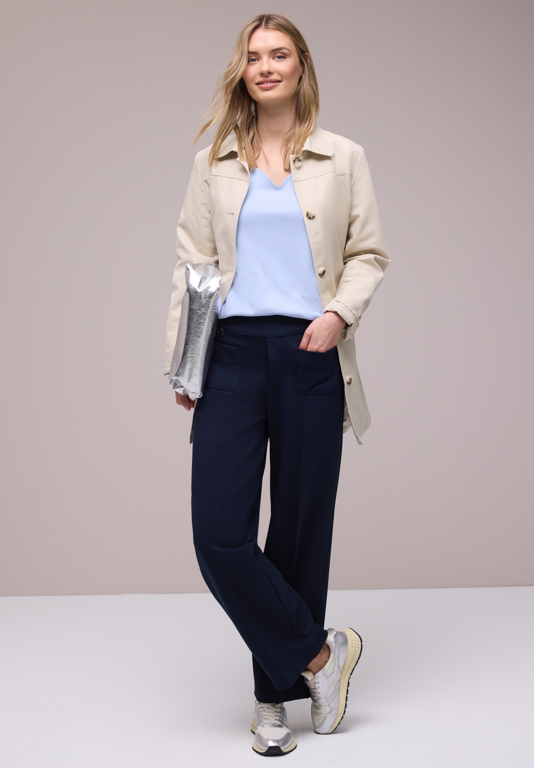 STREET ONE Kurzarmshirt »Style Ada« Sommershirt mit Herz-Ausschnitt