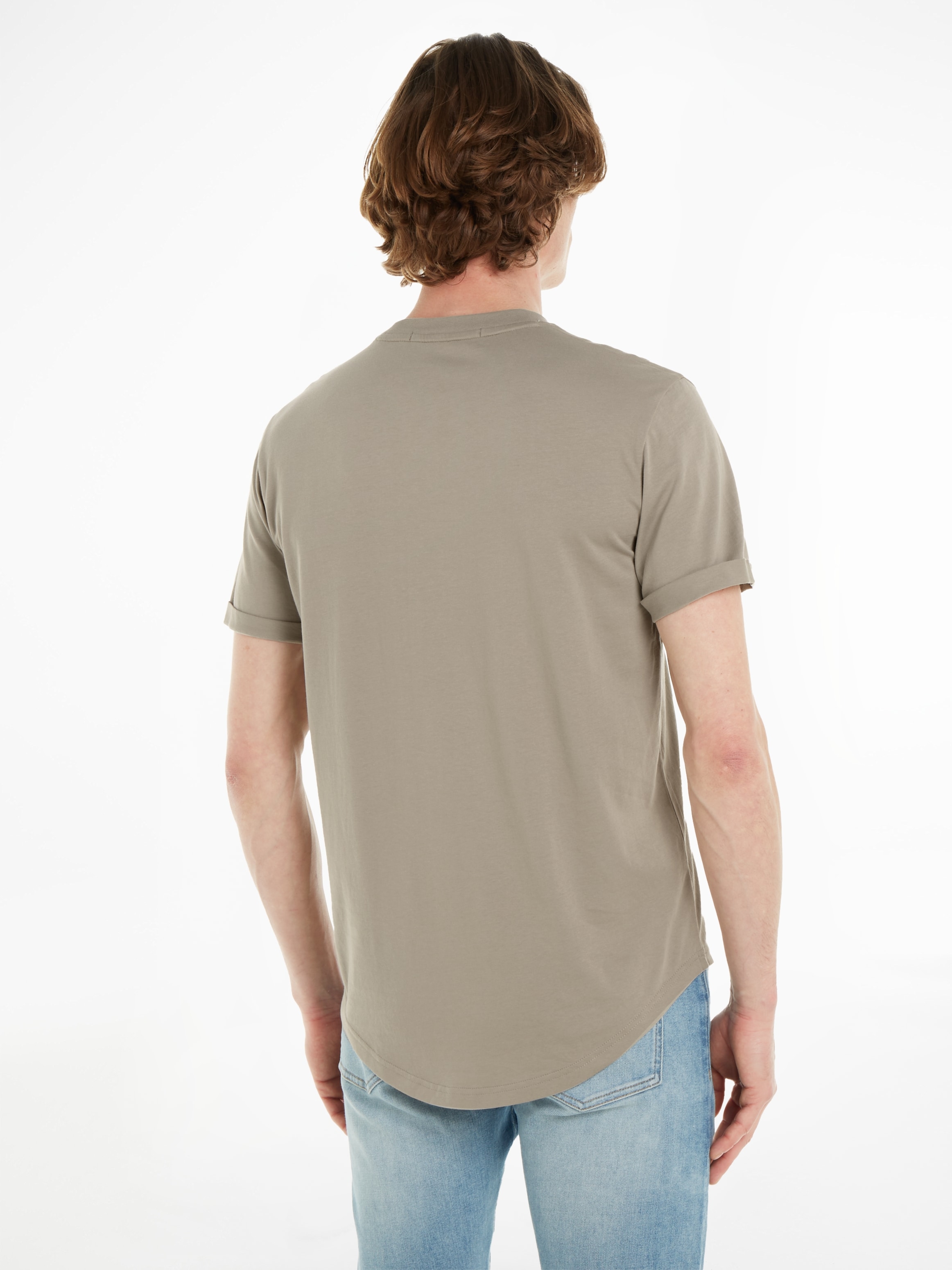 Calvin Klein Jeans T-Shirt »BADGE TURN UP SLEEVE«, mit Logopatch