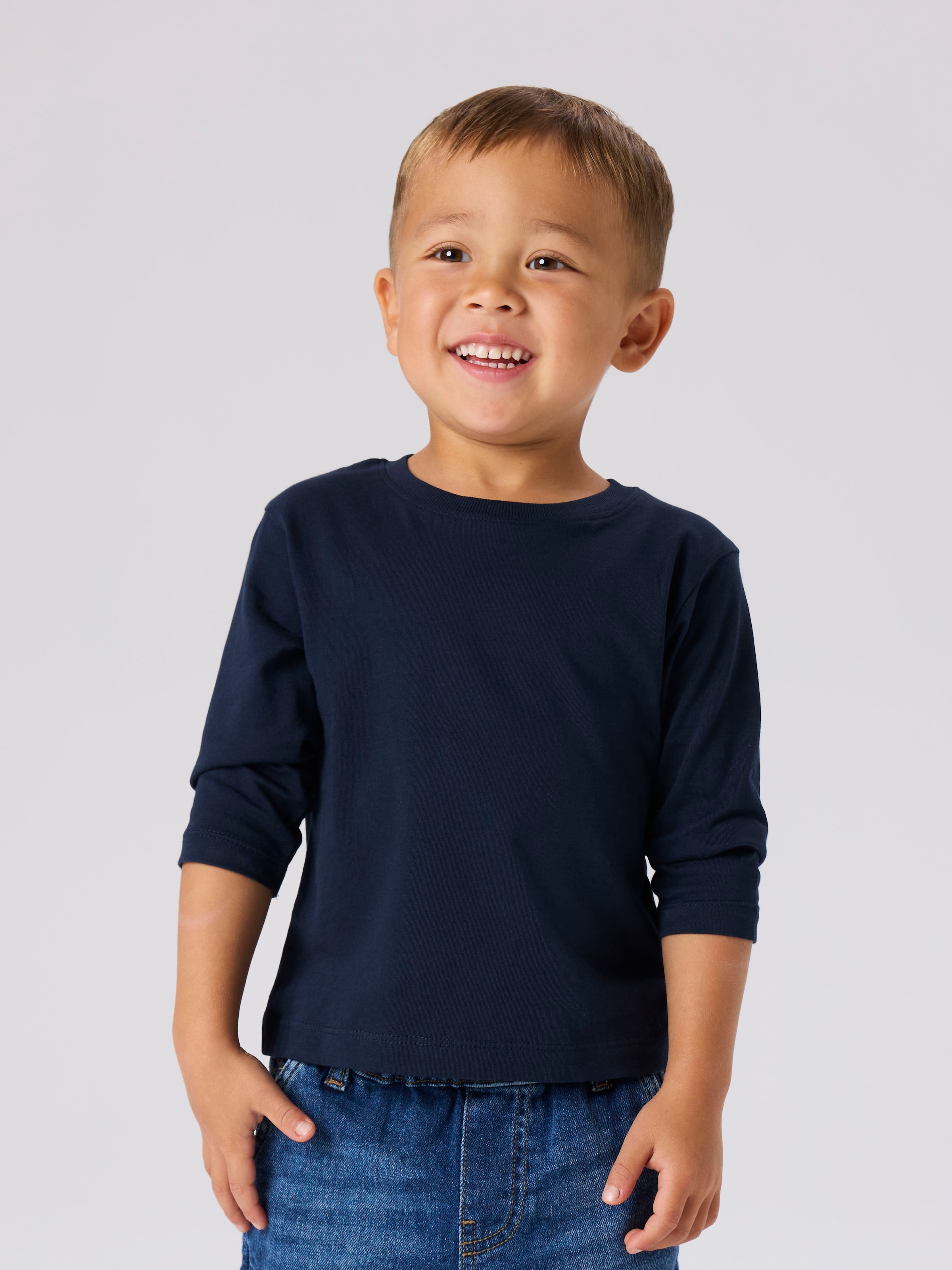 Name It Langarmshirt »NMMVOBBO LS NREG TOP NOOS« in Basic-Form
