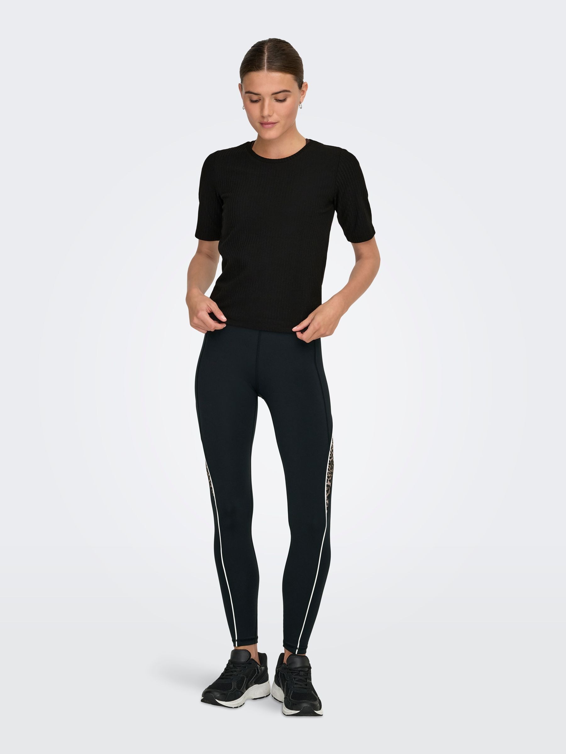 ONLY Play Trainingsshirt »ONPSEREN ON 2/4 REG RIB TEE NOOS«