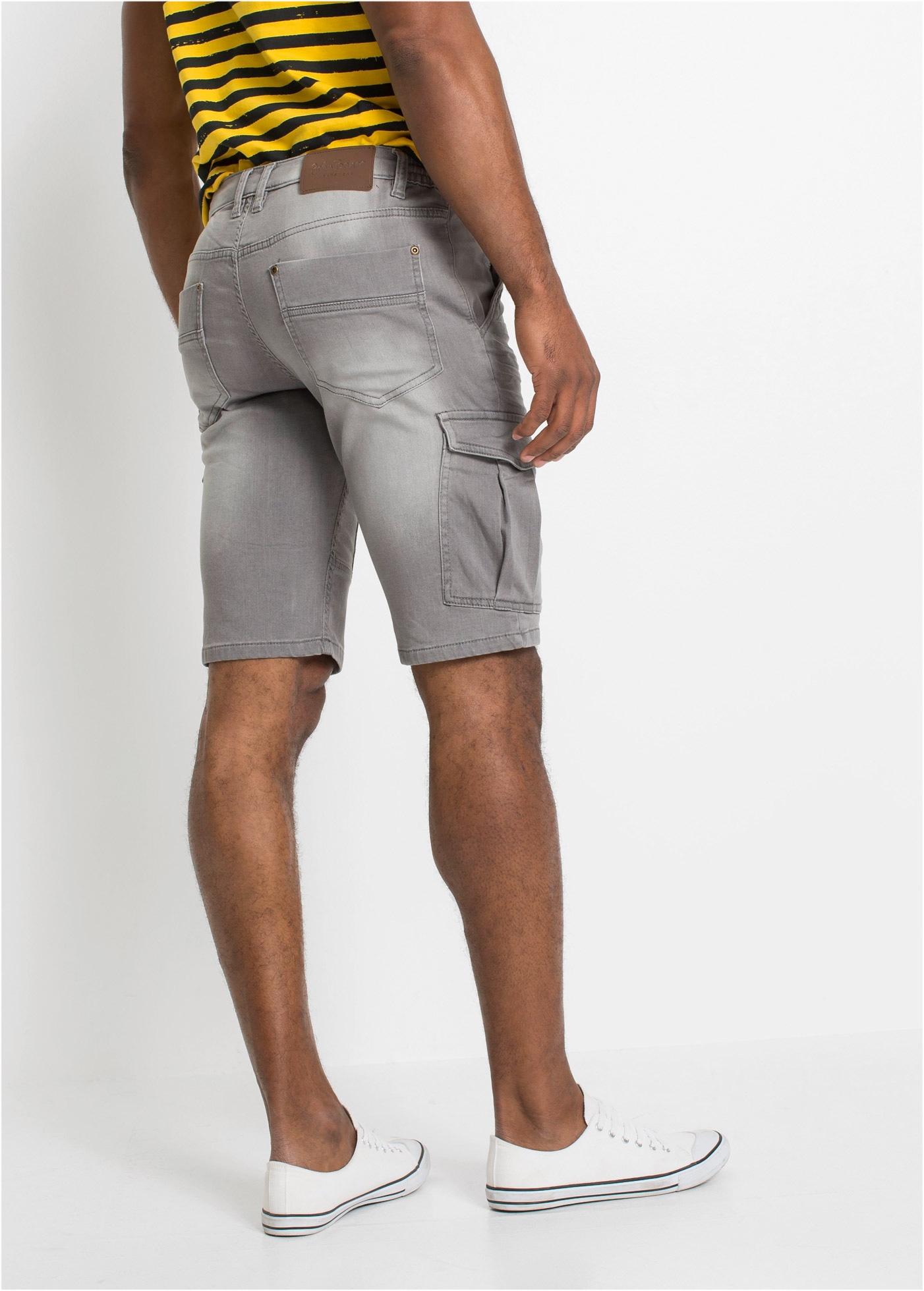 bonprix Bermudas  aus Baumwolle und Polyester, mit Used-Effekt, regular fit