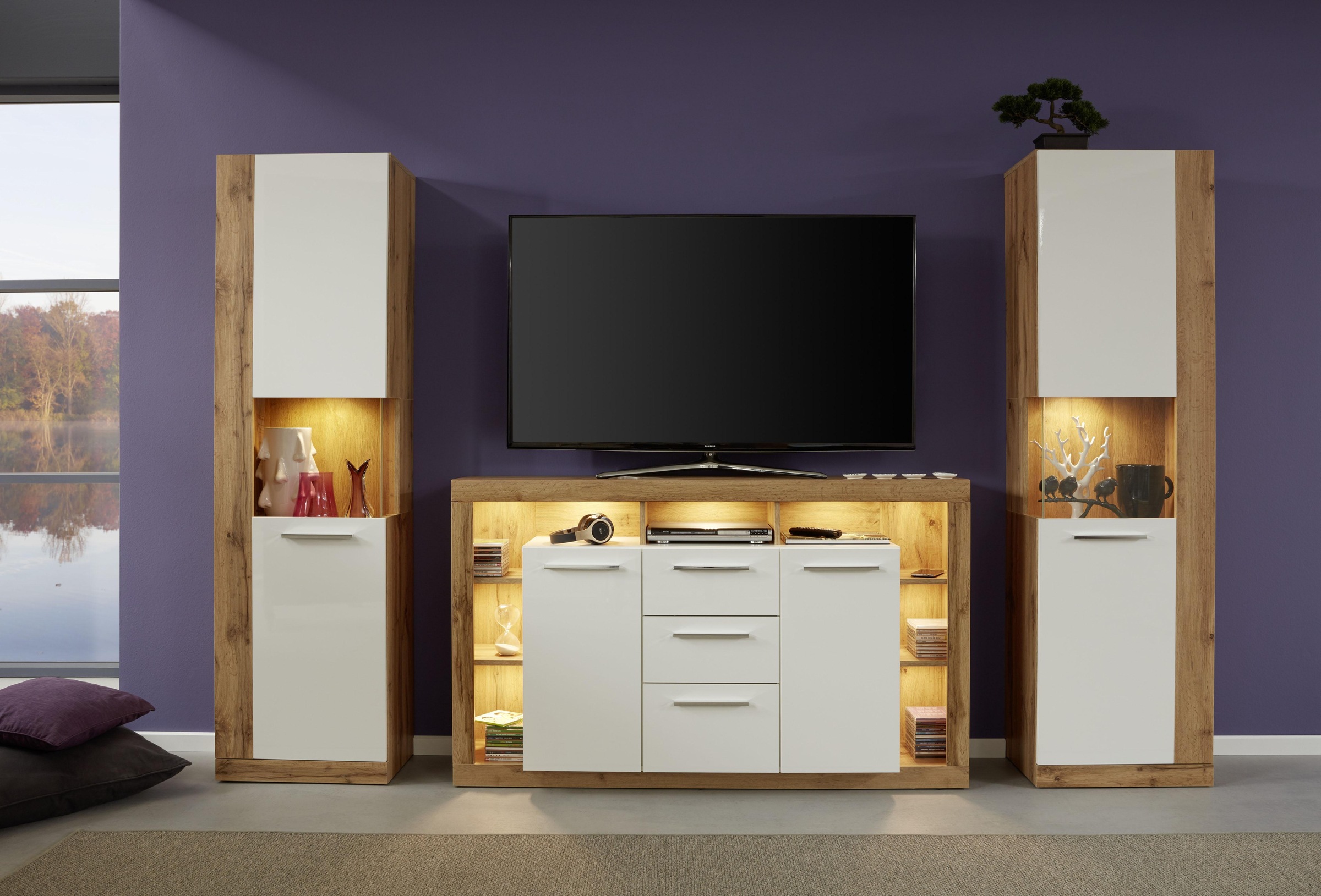 INOSIGN Sideboard »Gwendolyn«, pflegeleichtes Design, Beleuchtung optional, vielseitig kombinierbar