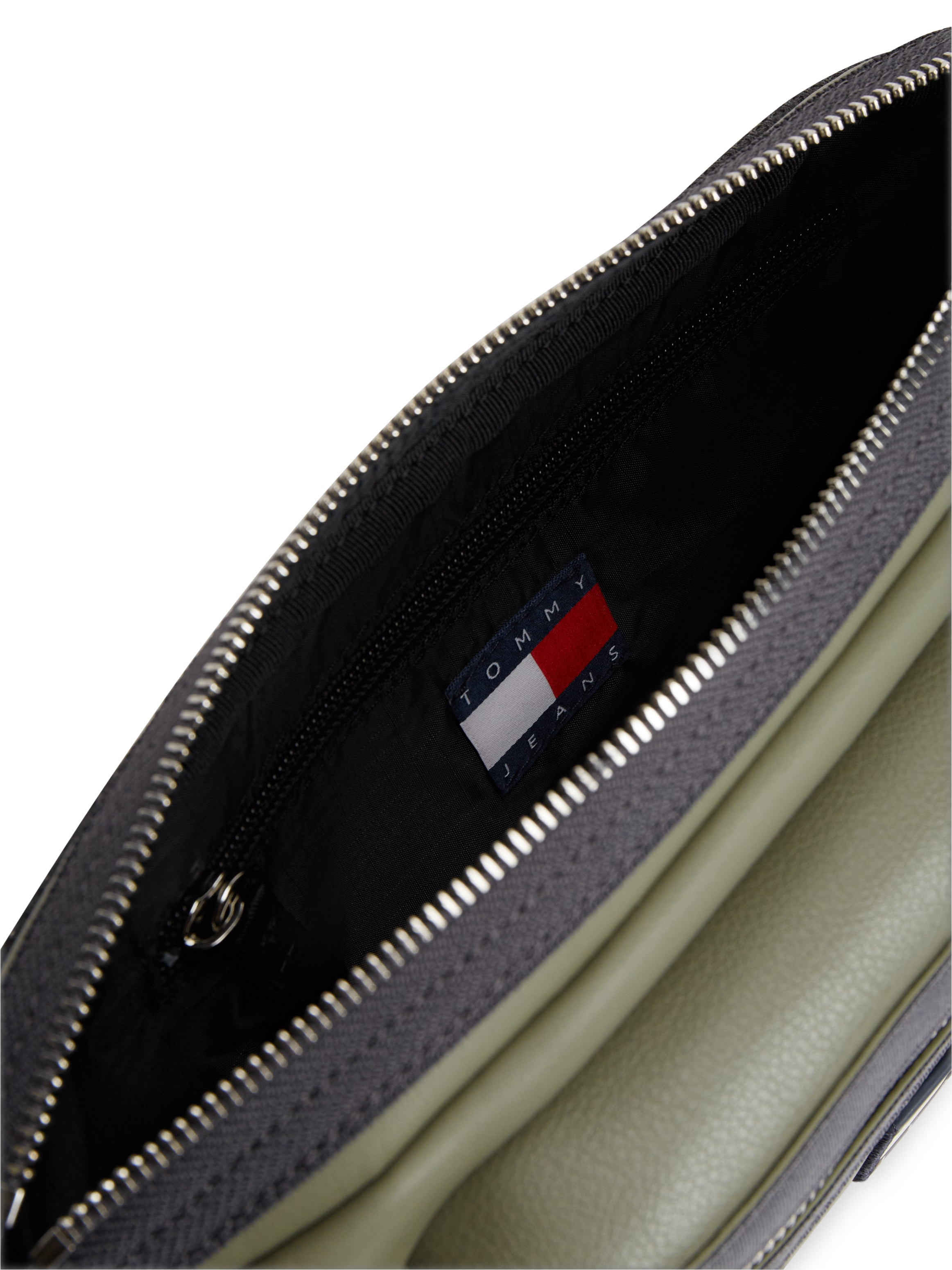 Tommy Jeans Bauchtasche »TJM ELEVATED PU BUMBAG« Unisex Gürteltasche, Crossbody Bag mit Logo-Aufnäher