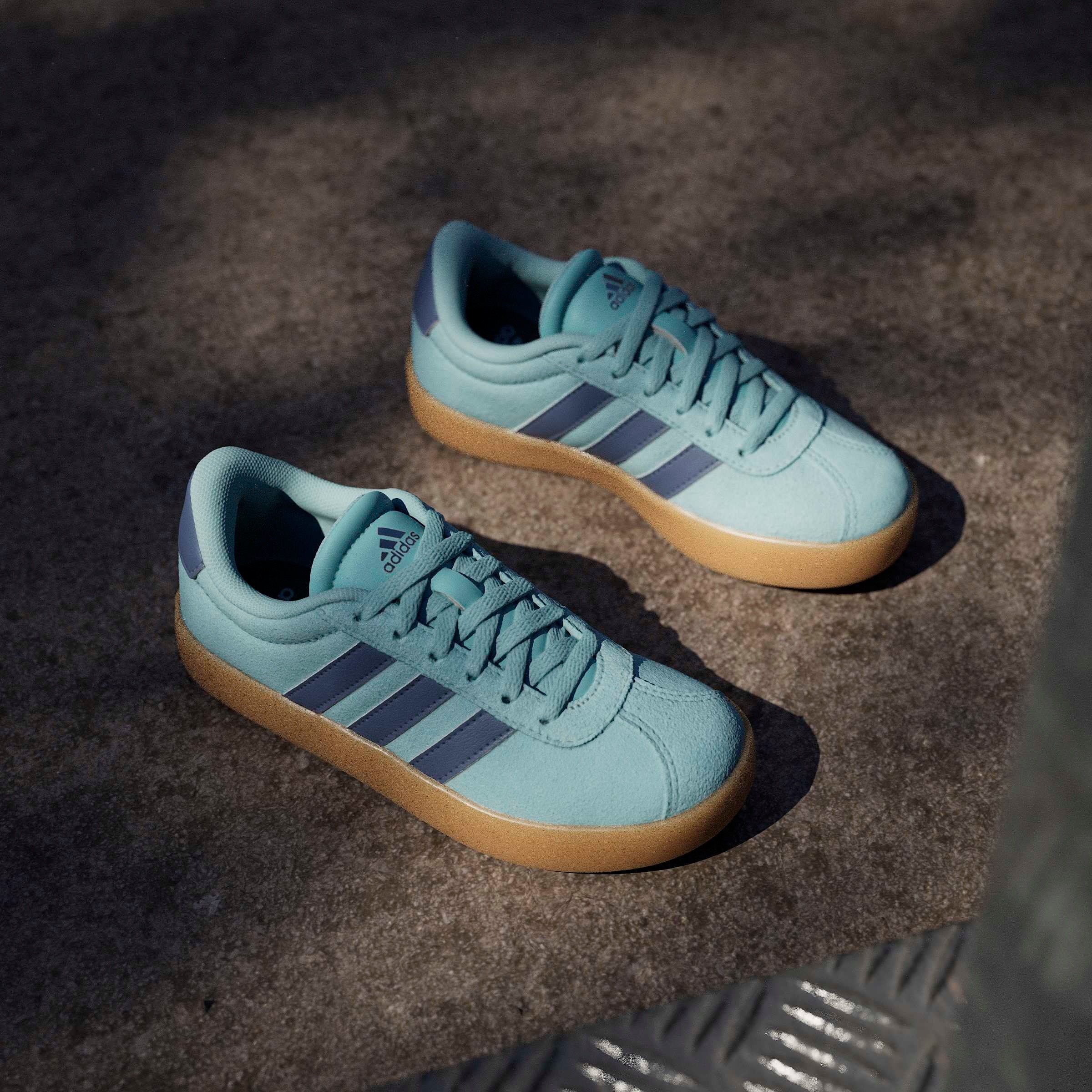 adidas Sportswear Sneaker »VL COURT 3.0«  inspiriert vom Design des adidas samba, für Kinder & Jugendliche